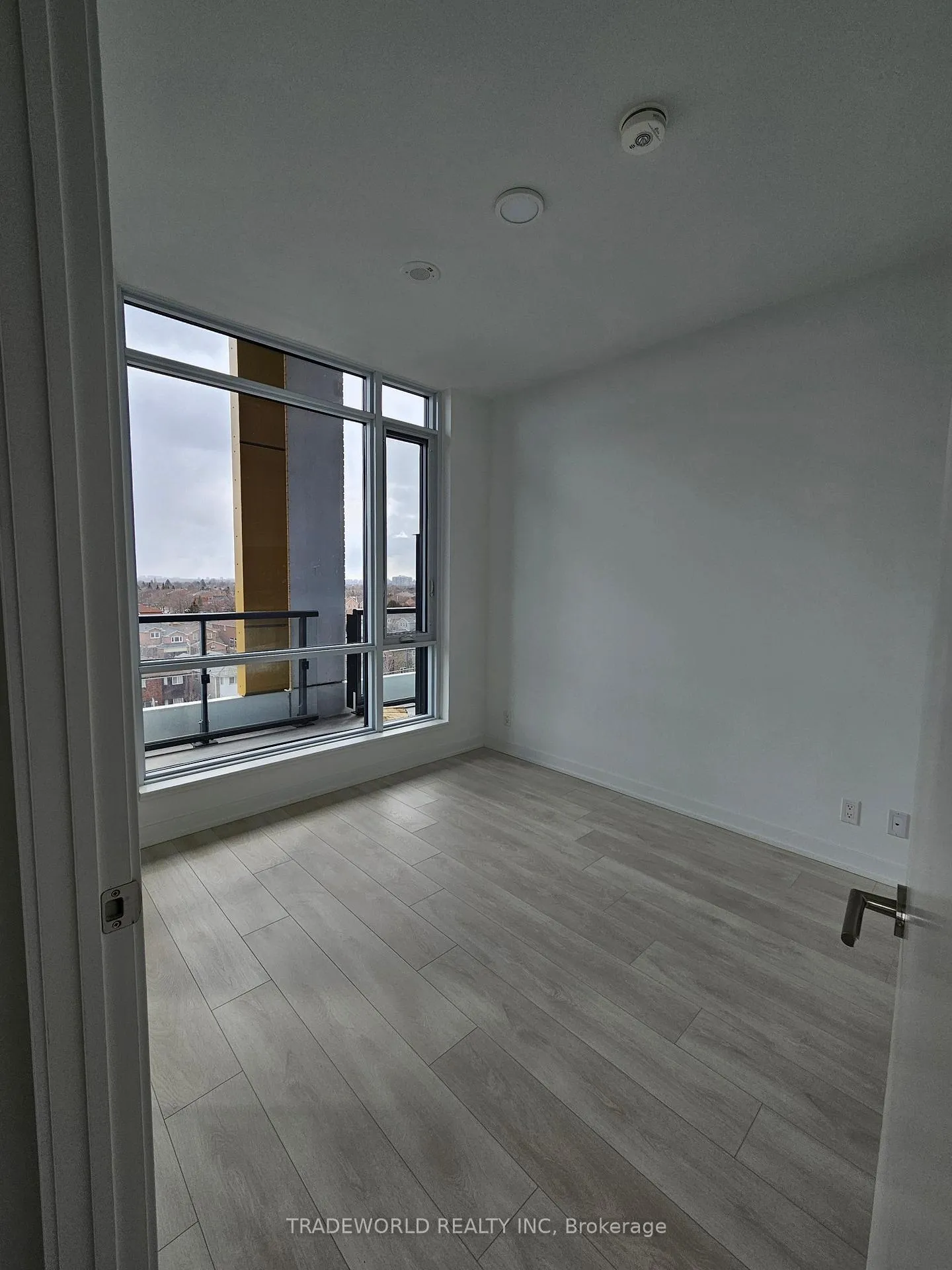 Photo 5 of Unit 604, 7950 Bathurst Street, Vaughan, Beverley Glen — HOMEH
