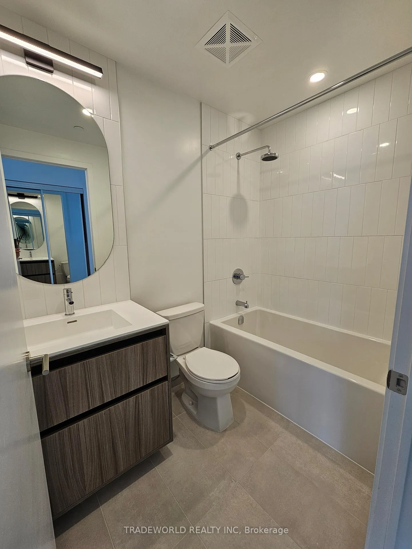 Photo 7 of Unit 604, 7950 Bathurst Street, Vaughan, Beverley Glen — HOMEH