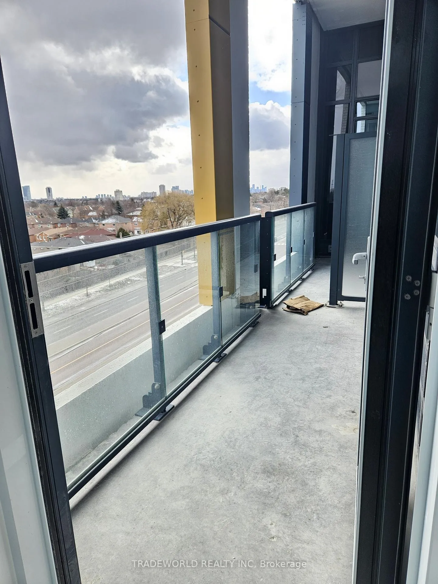 Photo 9 of Unit 604, 7950 Bathurst Street, Vaughan, Beverley Glen — HOMEH
