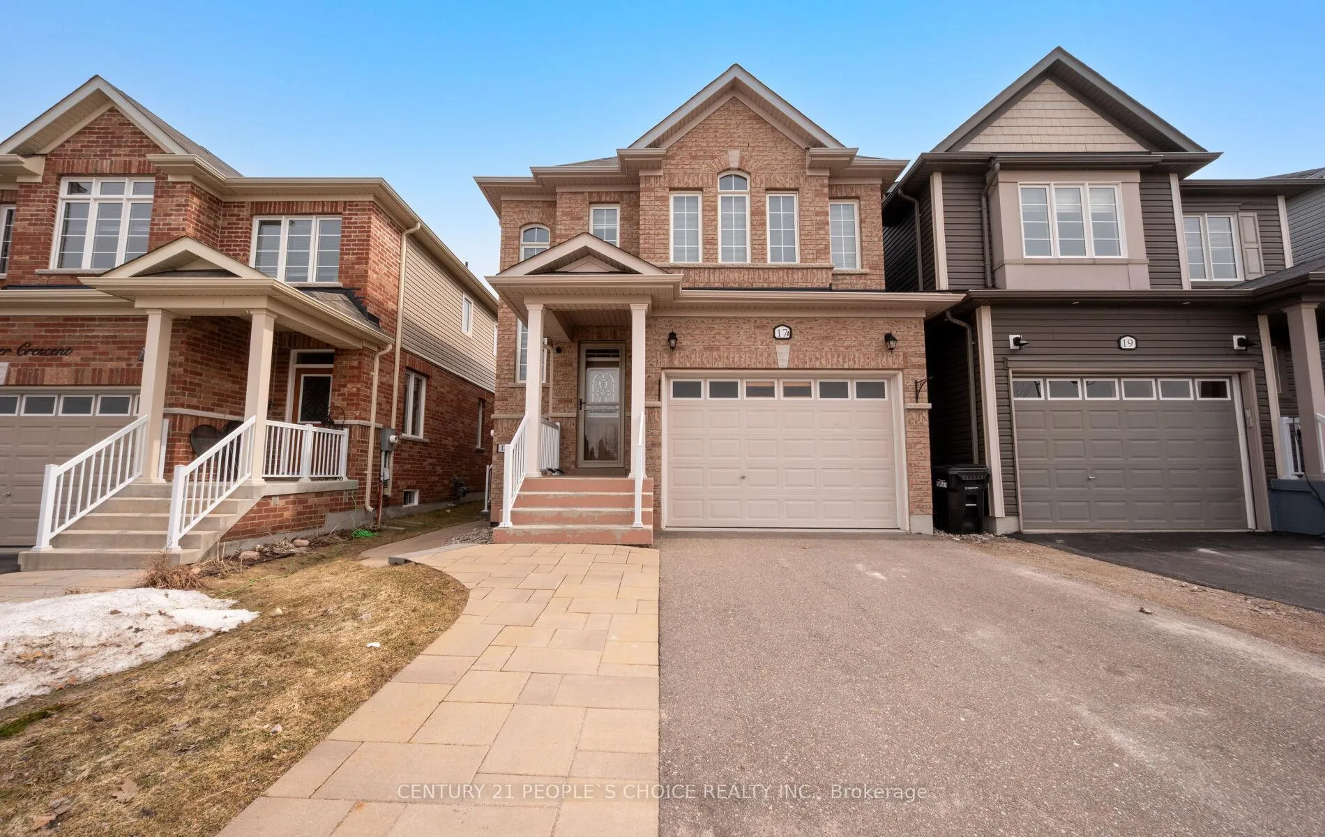 Front of 17 Wagner Crescent