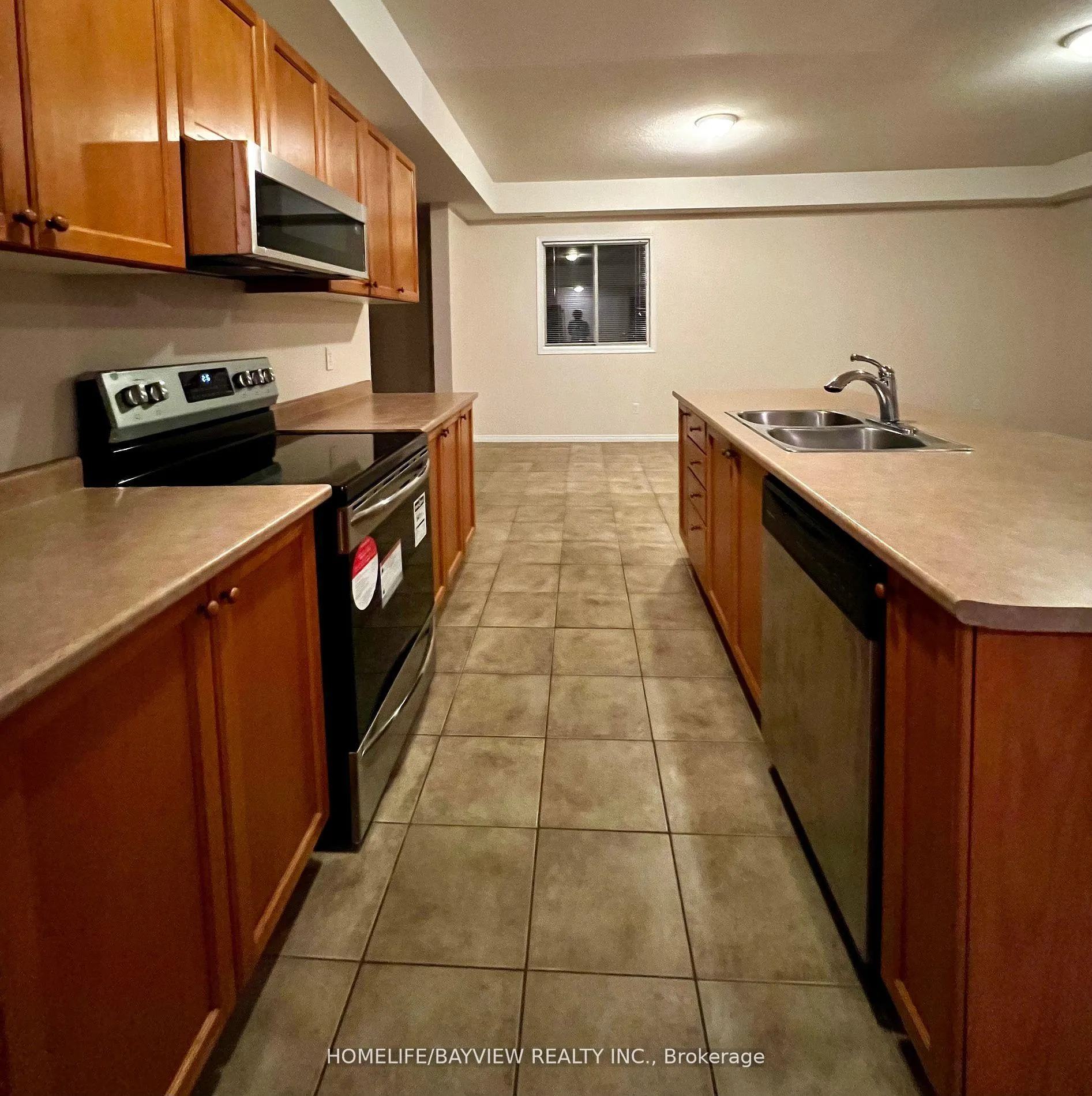 Photo 5 of 346-A Edgehill Drive, Barrie, Edgehill Drive — HOMEH
