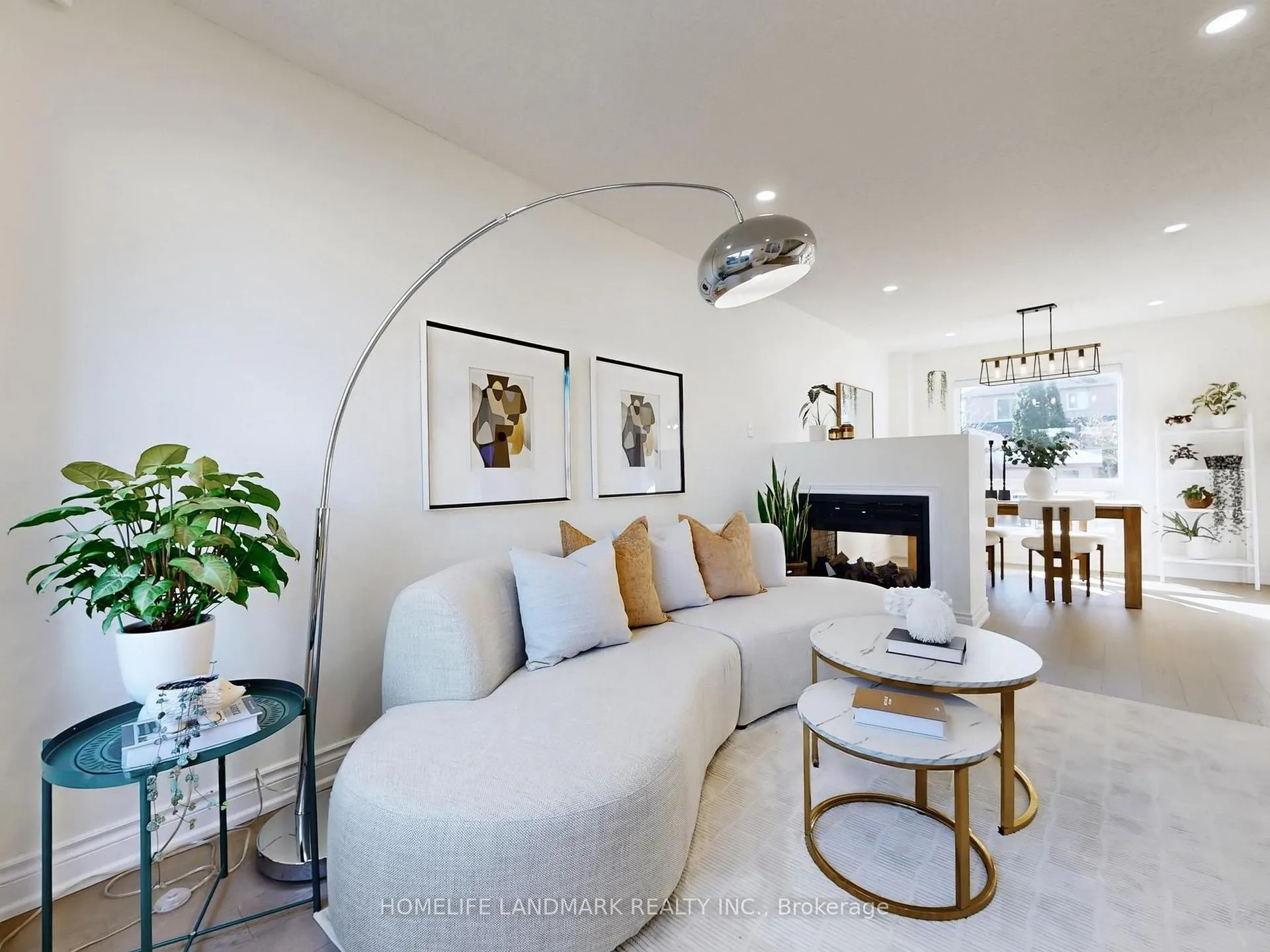 Photo 7 of 213 Montebello Avenue, Vaughan, Sonoma Heights — HOMEH