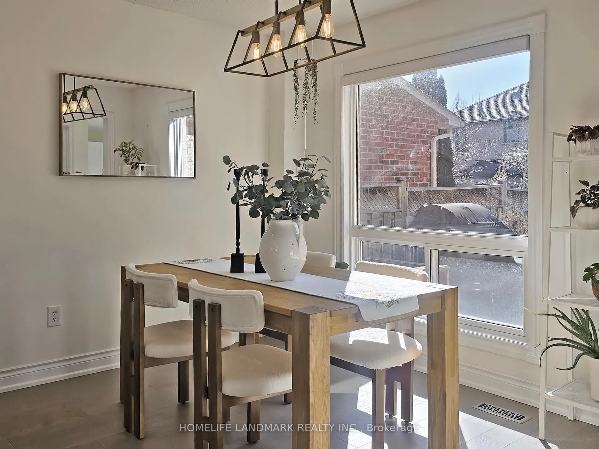 Photo 10 of 213 Montebello Avenue, Vaughan, Sonoma Heights — HOMEH