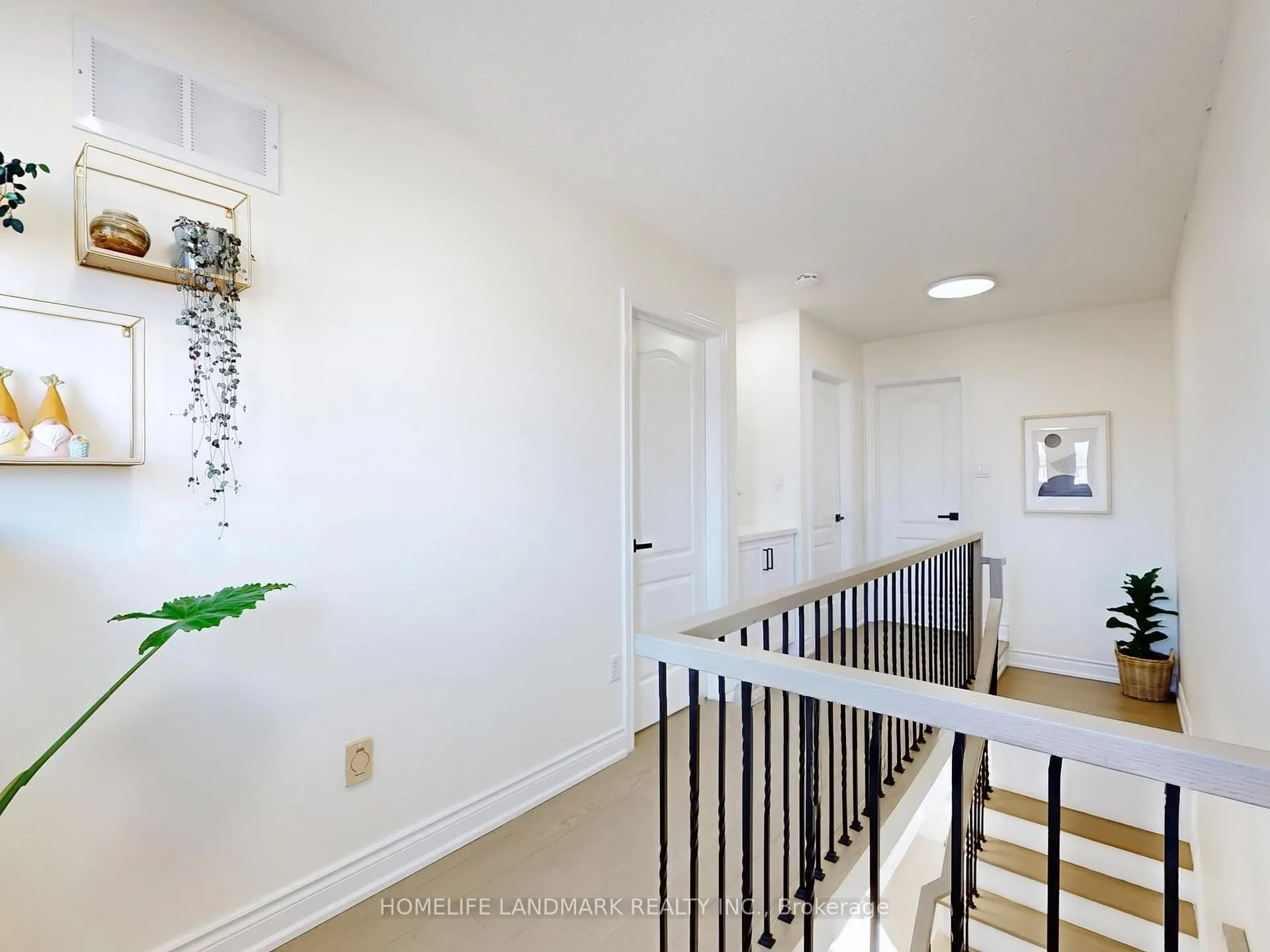 Photo 18 of 213 Montebello Avenue, Vaughan, Sonoma Heights — HOMEH