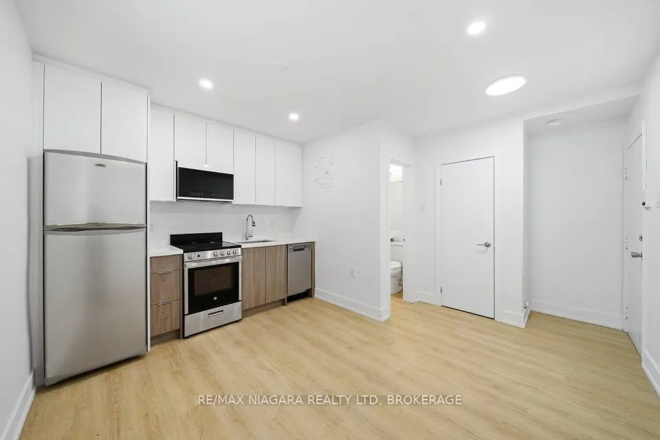 Photo 3 of 995 O'connor Drive, Toronto, O'Connor-Parkview — HOMEH