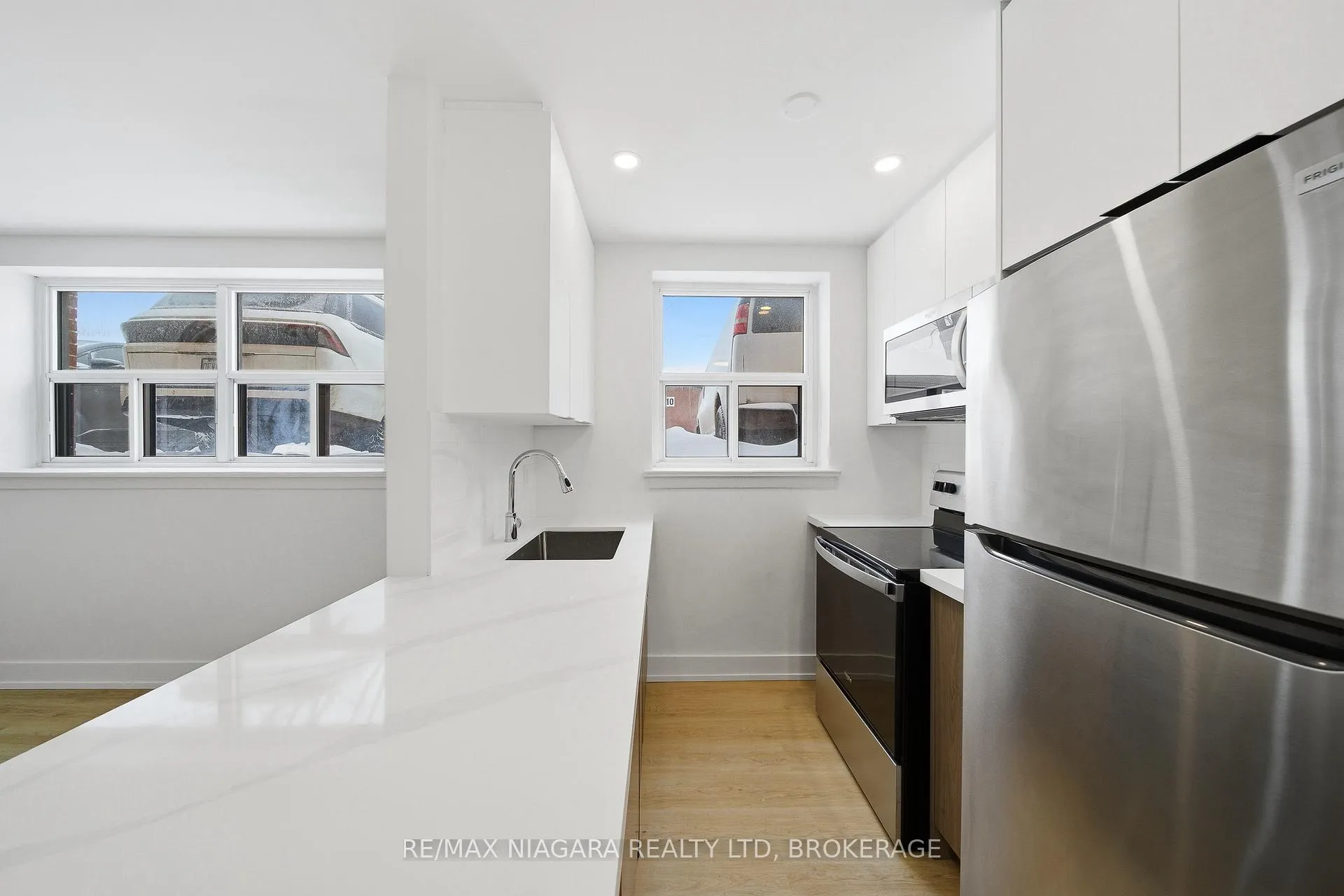 Photo 4 of 993 O'connor Drive, Toronto, O'Connor-Parkview — HOMEH
