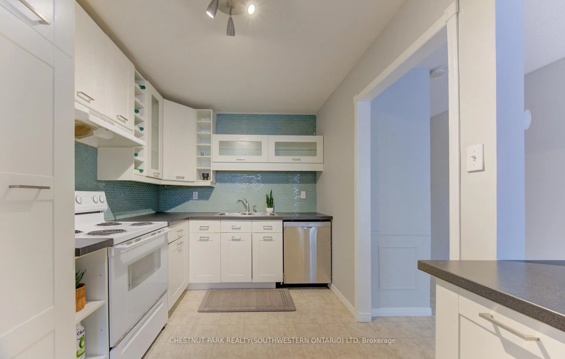 Photo 11 of Unit C, 302 Bluevale Street, Waterloo — HOMEH