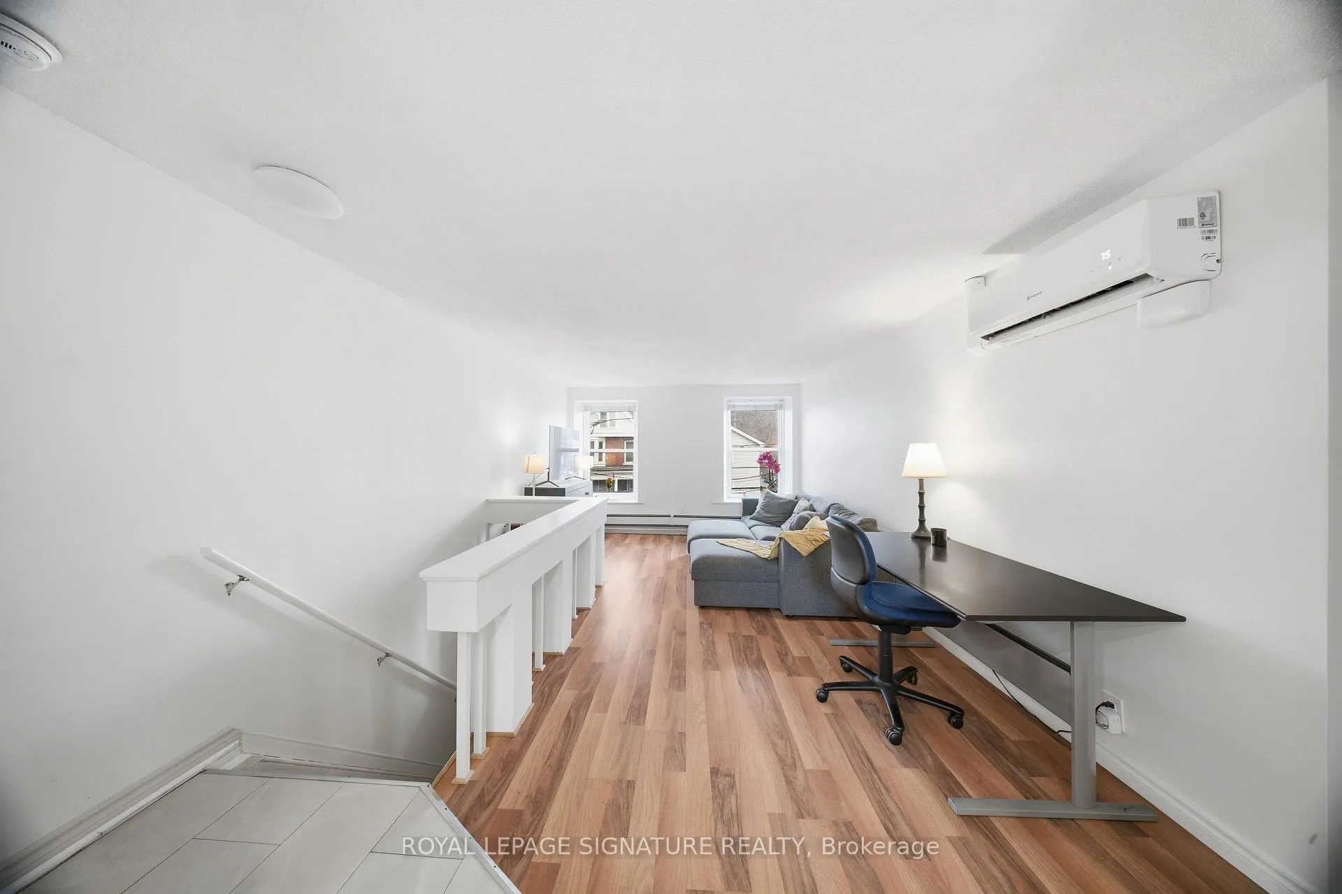 Photo 9 of Unit 2, 209 Hunter Street E, Hamilton, Corktown — HOMEH