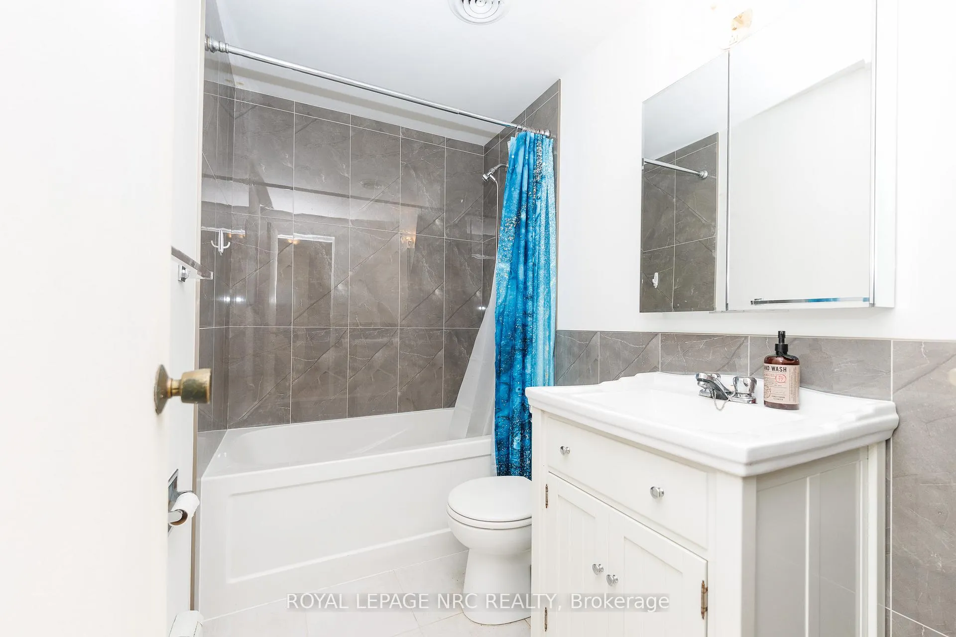 Photo 19 of Unit 209, 264 Grantham Avenue, St. Catharines, Carlton/Bunting — HOMEH