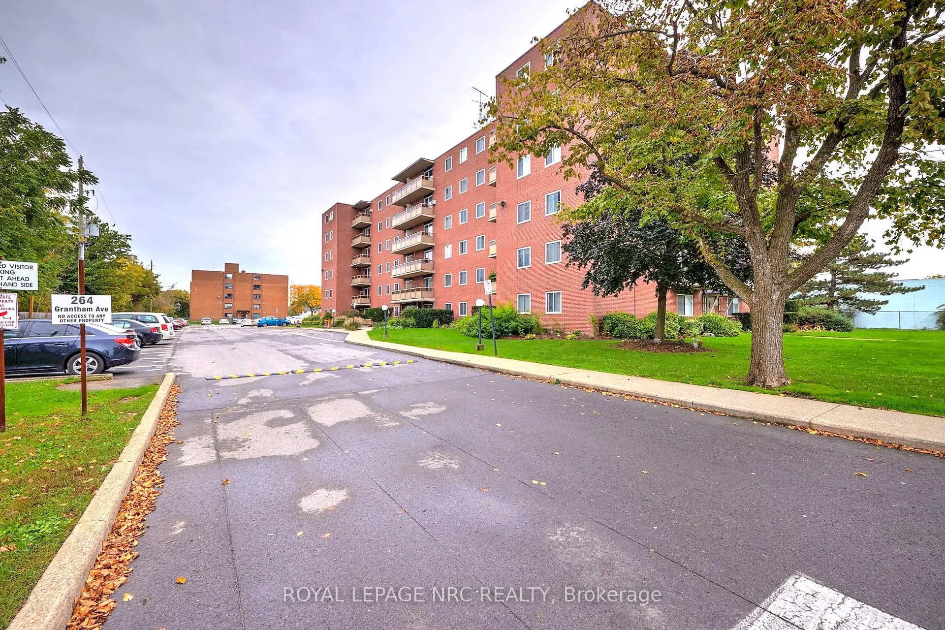 Photo 30 of Unit 209, 264 Grantham Avenue, St. Catharines, Carlton/Bunting — HOMEH