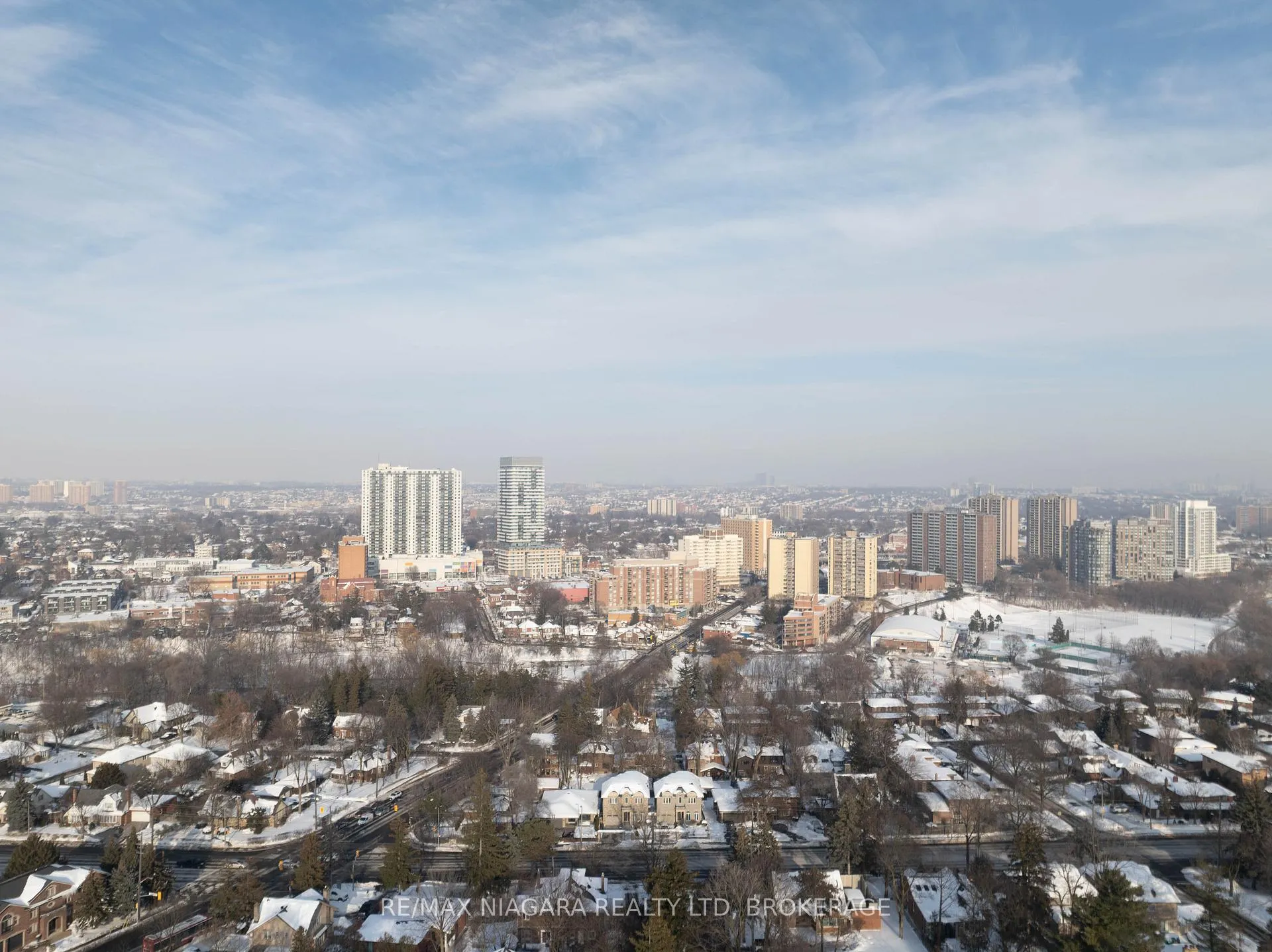 Photo 49 of 18 Mountbatten Road, Etobicoke, Humber Heights — HOMEH