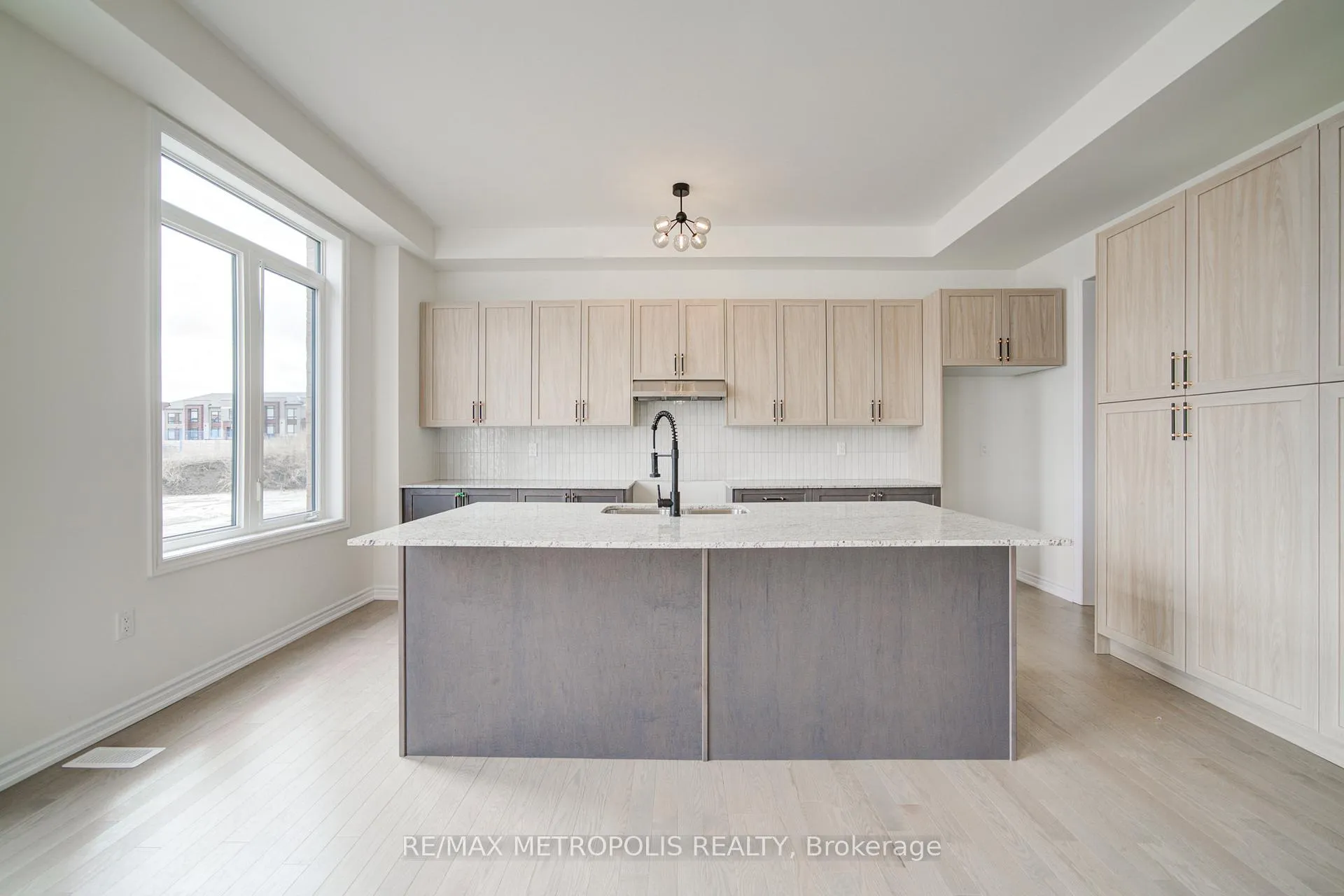 Photo 19 of 19 Kane Crescent, Aurora, Bayview Northeast — HOMEH