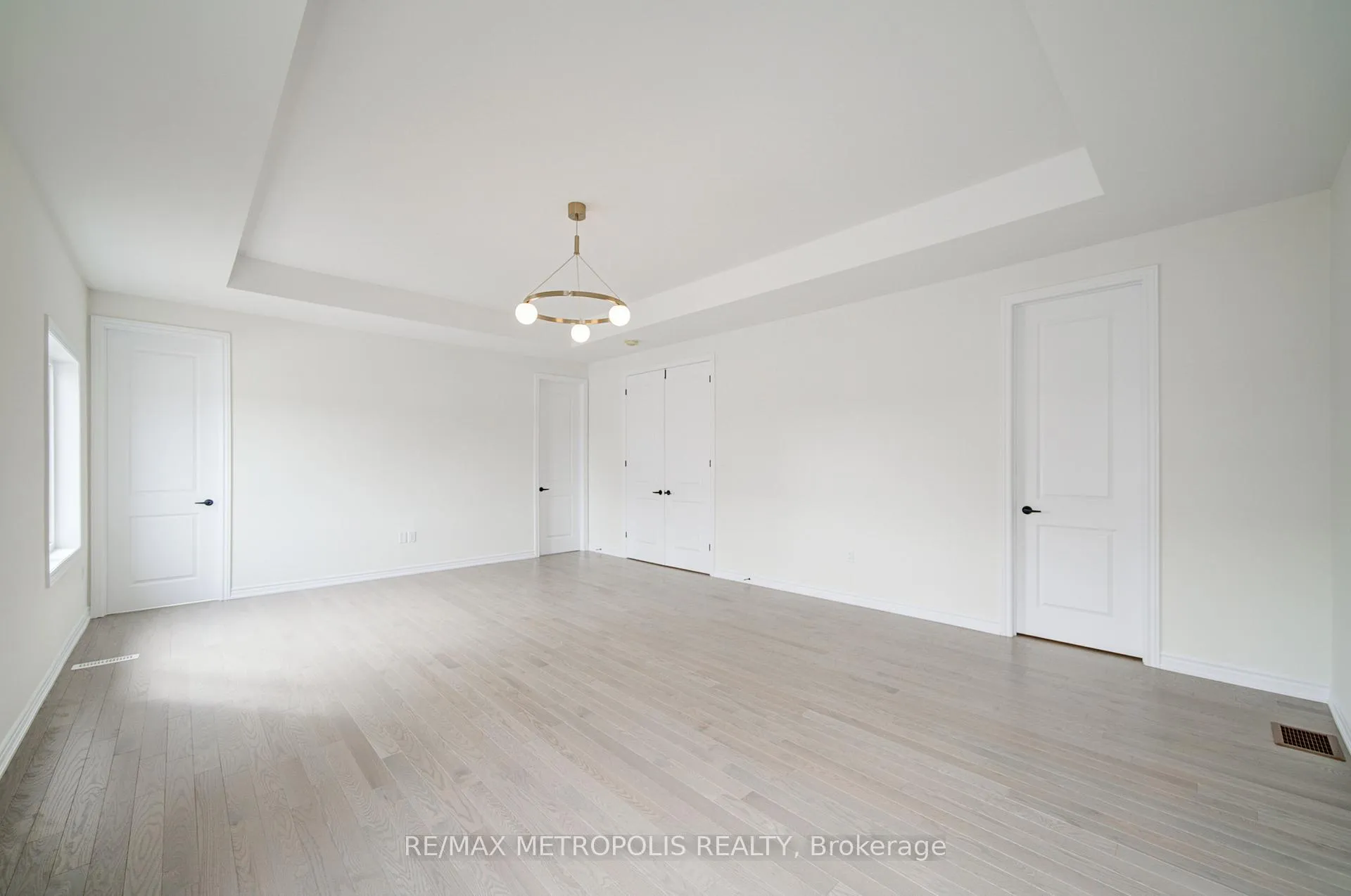 Photo 29 of 19 Kane Crescent, Aurora, Bayview Northeast — HOMEH