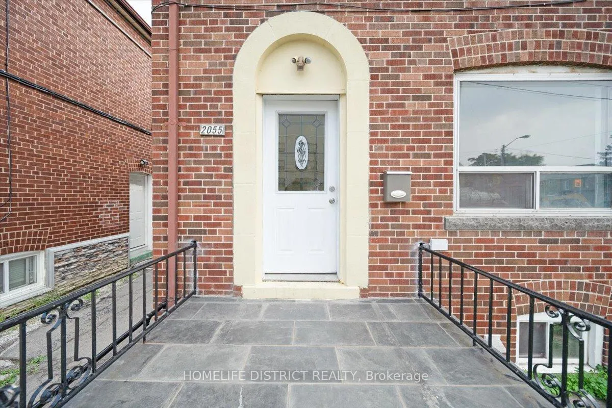 Photo 3 of 2055 Eglinton Avenue W, Toronto, Caledonia-Fairbank — HOMEH