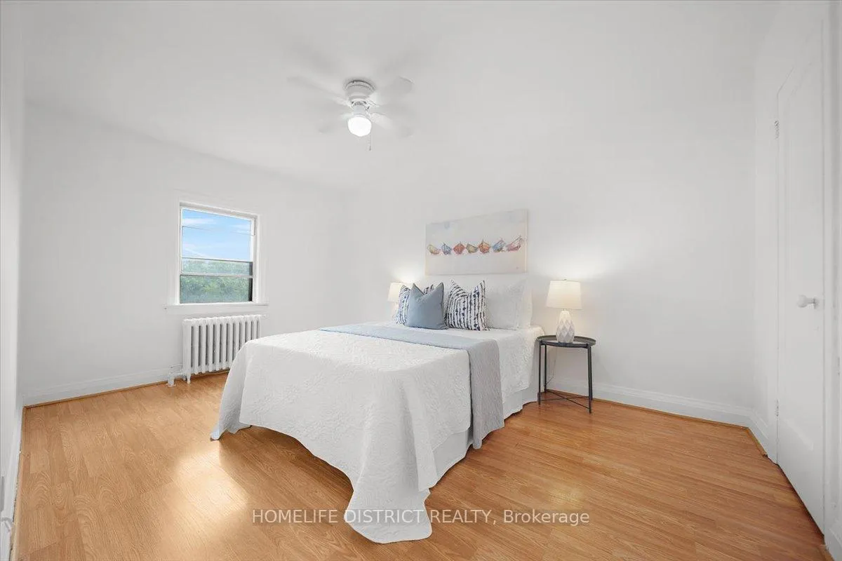 Photo 18 of 2055 Eglinton Avenue W, Toronto, Caledonia-Fairbank — HOMEH