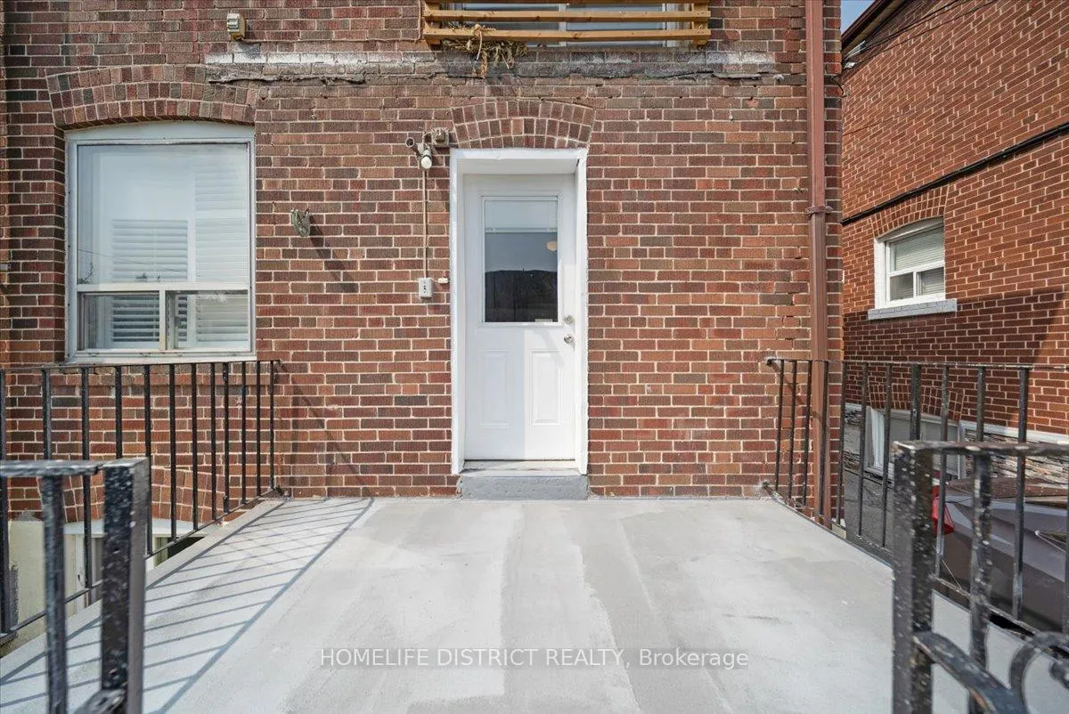 Photo 34 of 2055 Eglinton Avenue W, Toronto, Caledonia-Fairbank — HOMEH