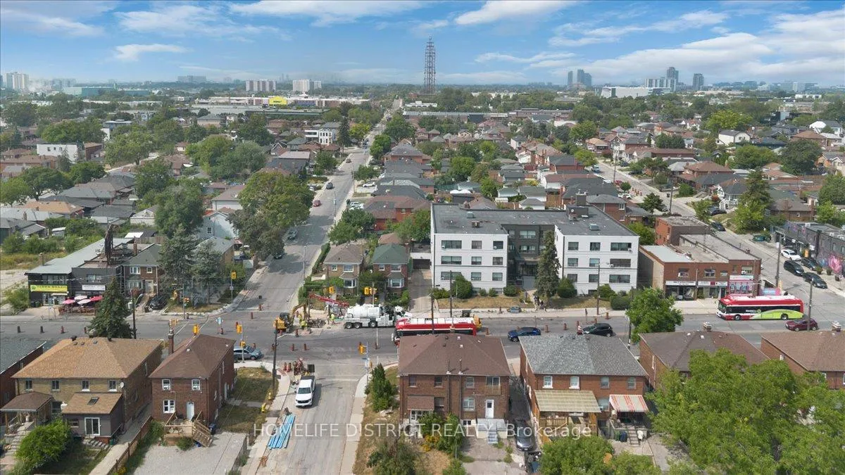 Photo 43 of 2055 Eglinton Avenue W, Toronto, Caledonia-Fairbank — HOMEH