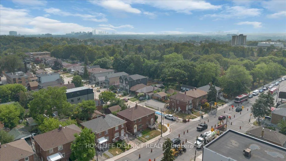 Photo 45 of 2055 Eglinton Avenue W, Toronto, Caledonia-Fairbank — HOMEH