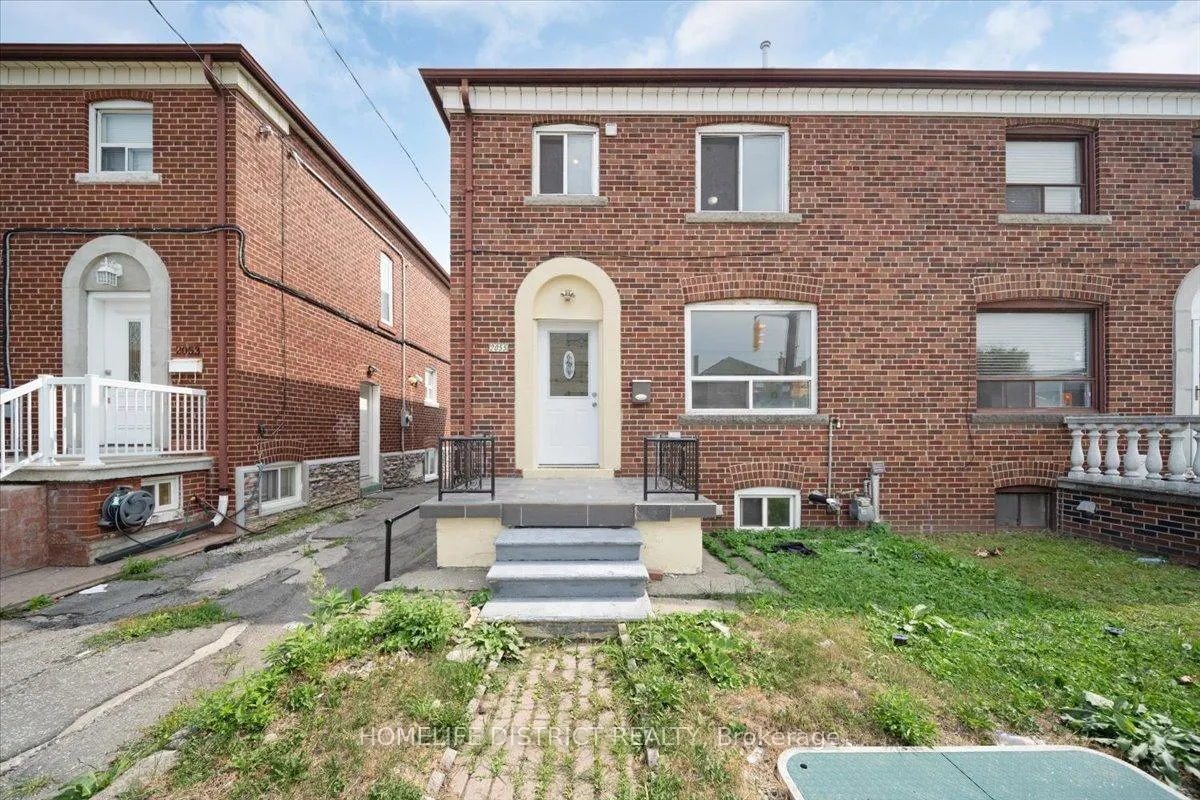 Photo 49 of 2055 Eglinton Avenue W, Toronto, Caledonia-Fairbank — HOMEH