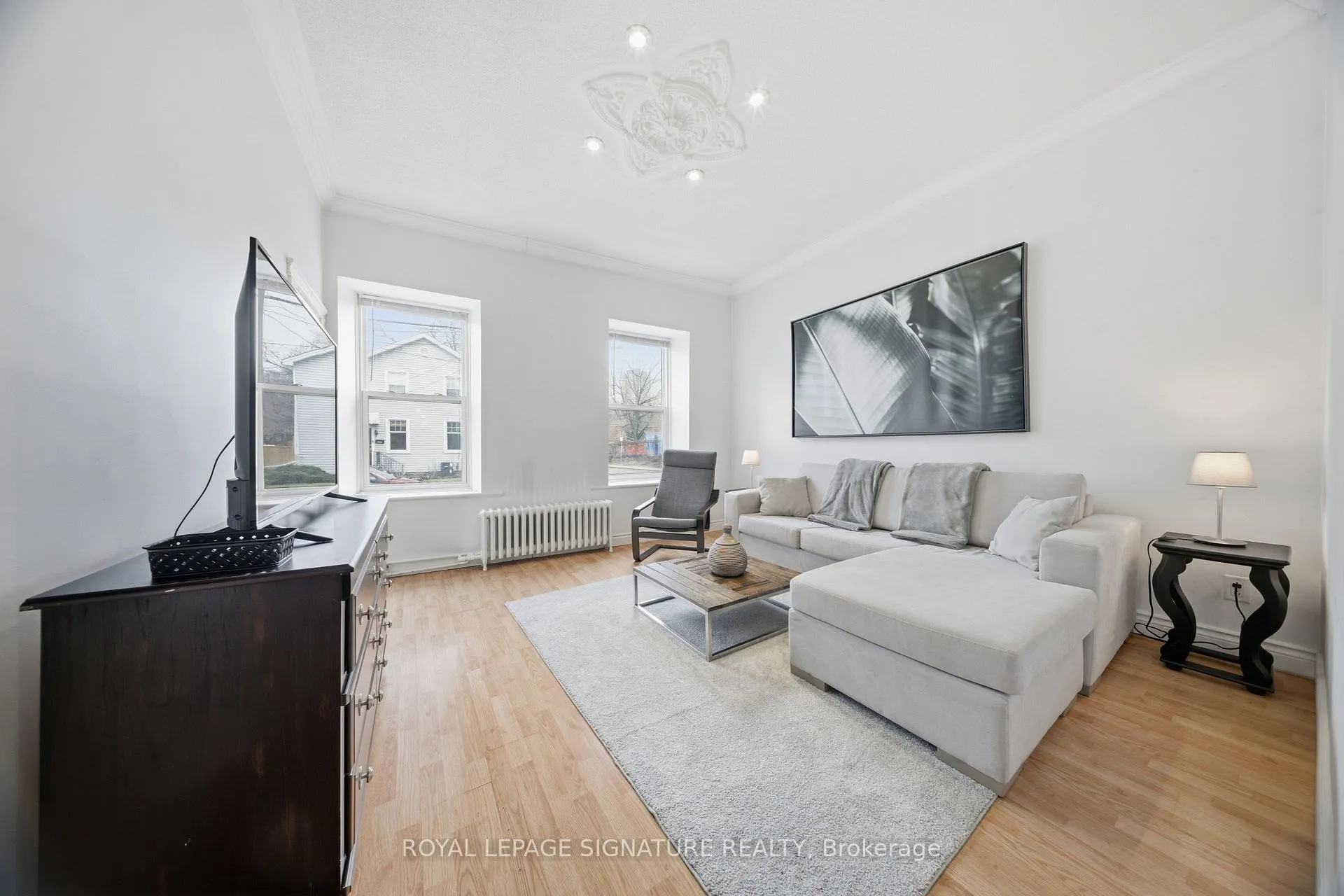 Photo 1 of Unit 1, 209 Hunter Street E, Hamilton, Corktown — HOMEH