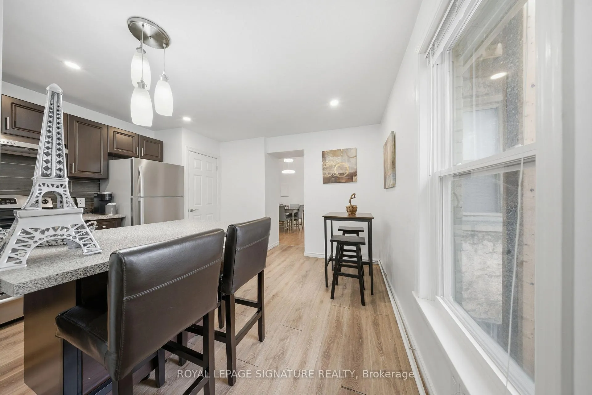 Photo 5 of Unit 1, 209 Hunter Street E, Hamilton, Corktown — HOMEH