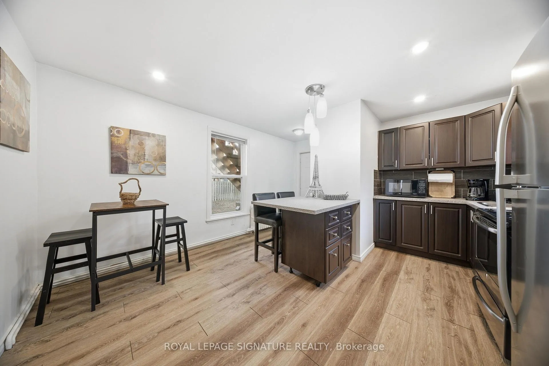 Photo 6 of Unit 1, 209 Hunter Street E, Hamilton, Corktown — HOMEH