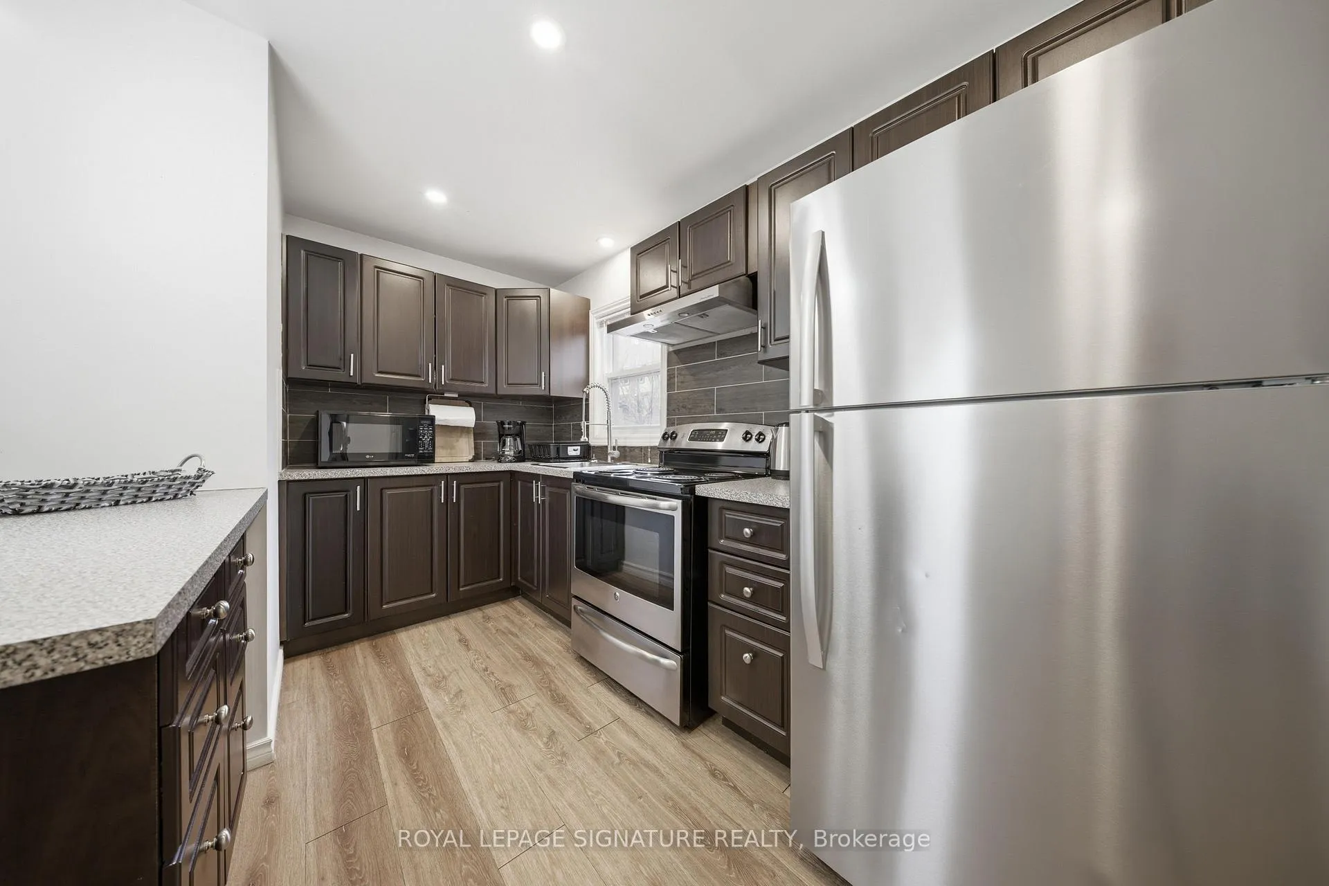 Photo 7 of Unit 1, 209 Hunter Street E, Hamilton, Corktown — HOMEH
