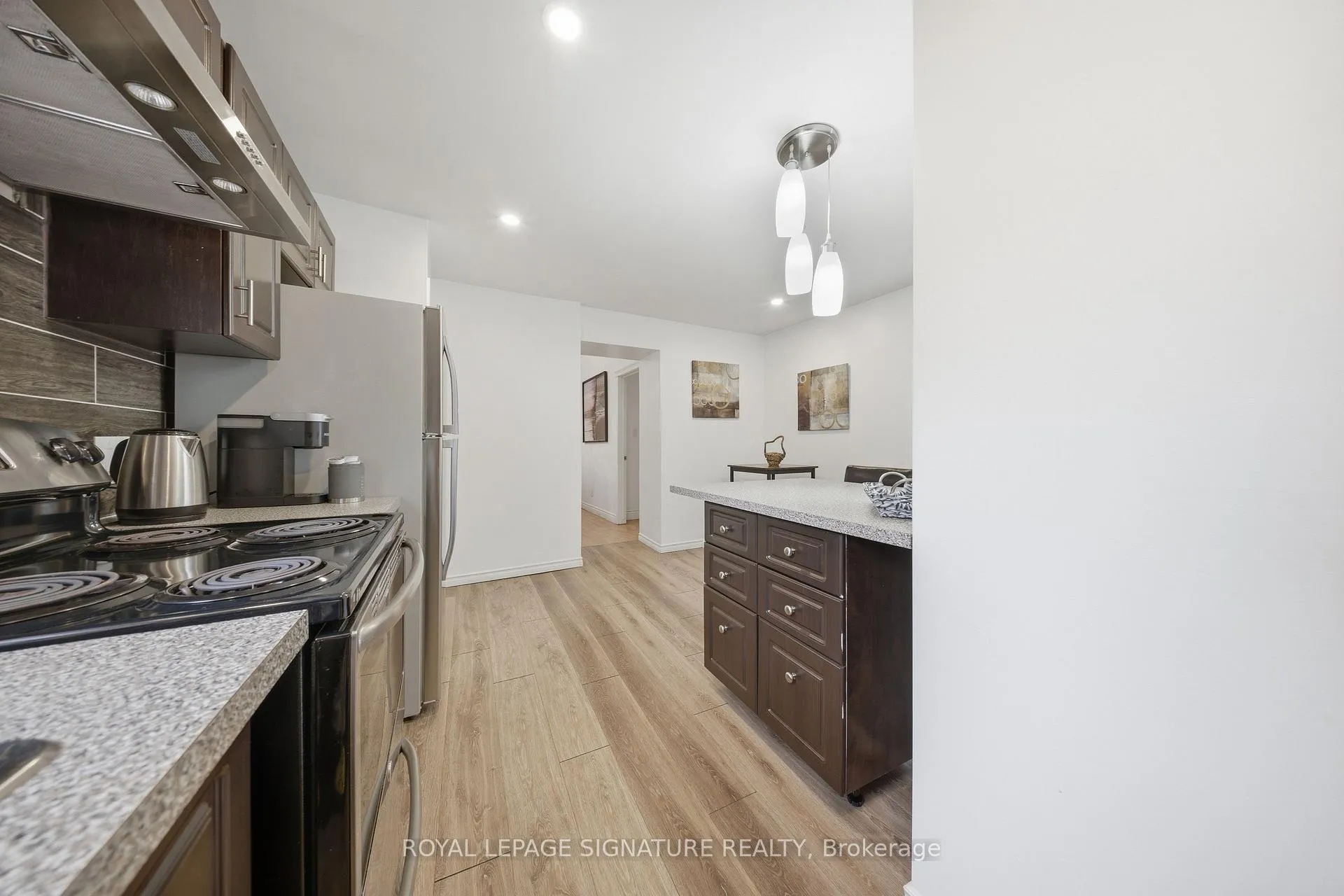 Photo 8 of Unit 1, 209 Hunter Street E, Hamilton, Corktown — HOMEH