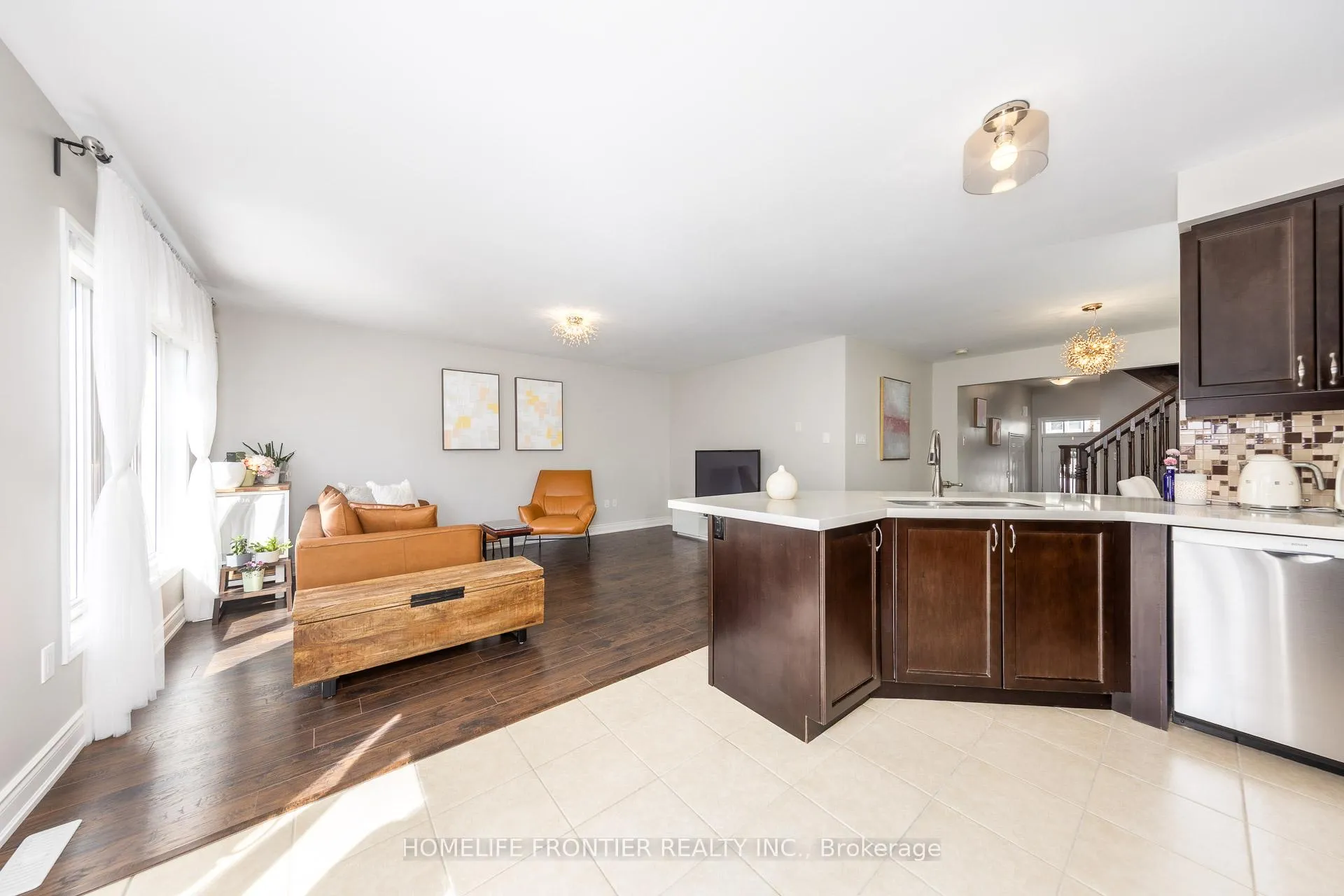 Photo 12 of 1054 Haxton Heights, Milton, Willmott — HOMEH