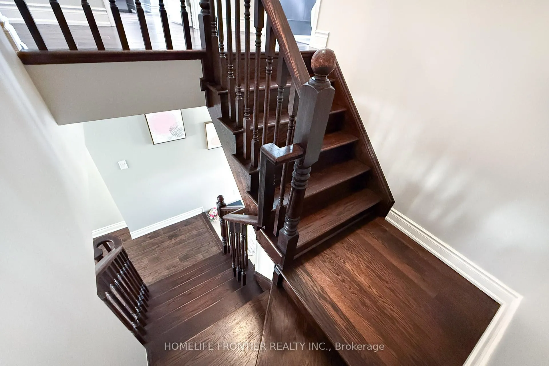 Photo 20 of 1054 Haxton Heights, Milton, Willmott — HOMEH