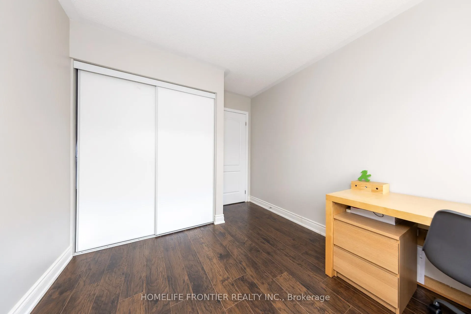 Photo 24 of 1054 Haxton Heights, Milton, Willmott — HOMEH