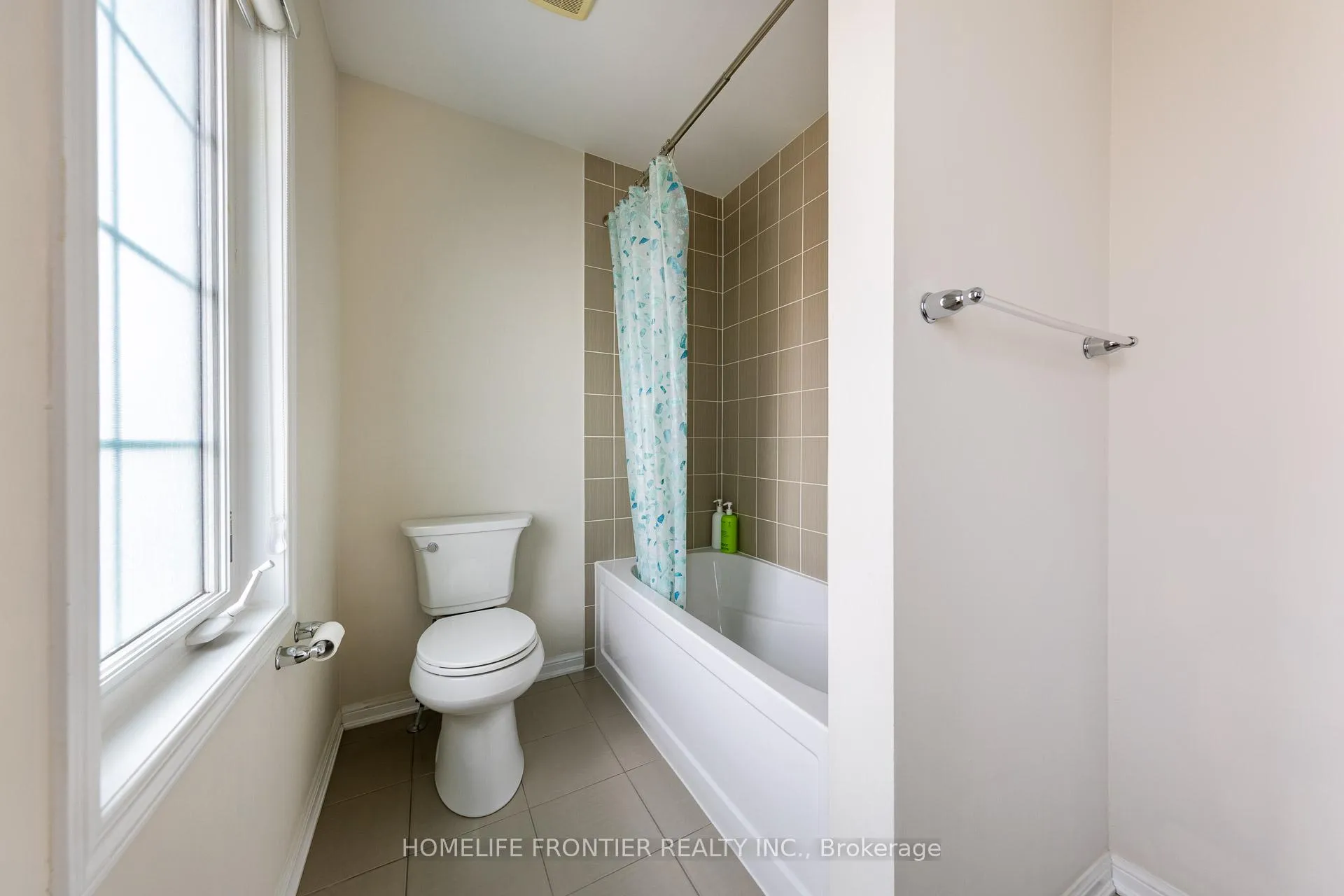 Photo 26 of 1054 Haxton Heights, Milton, Willmott — HOMEH