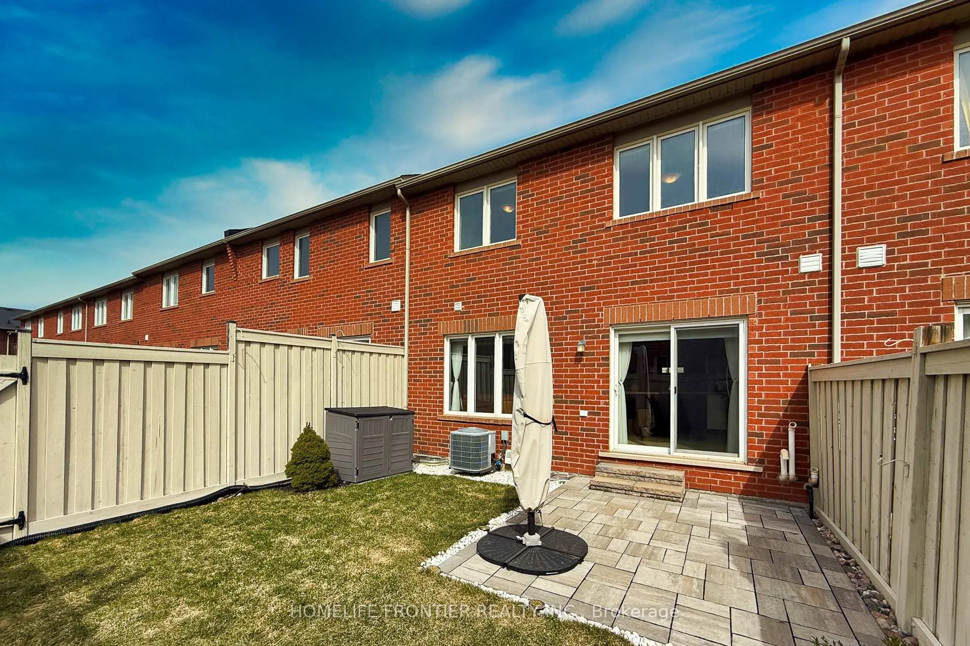 Photo 33 of 1054 Haxton Heights, Milton, Willmott — HOMEH