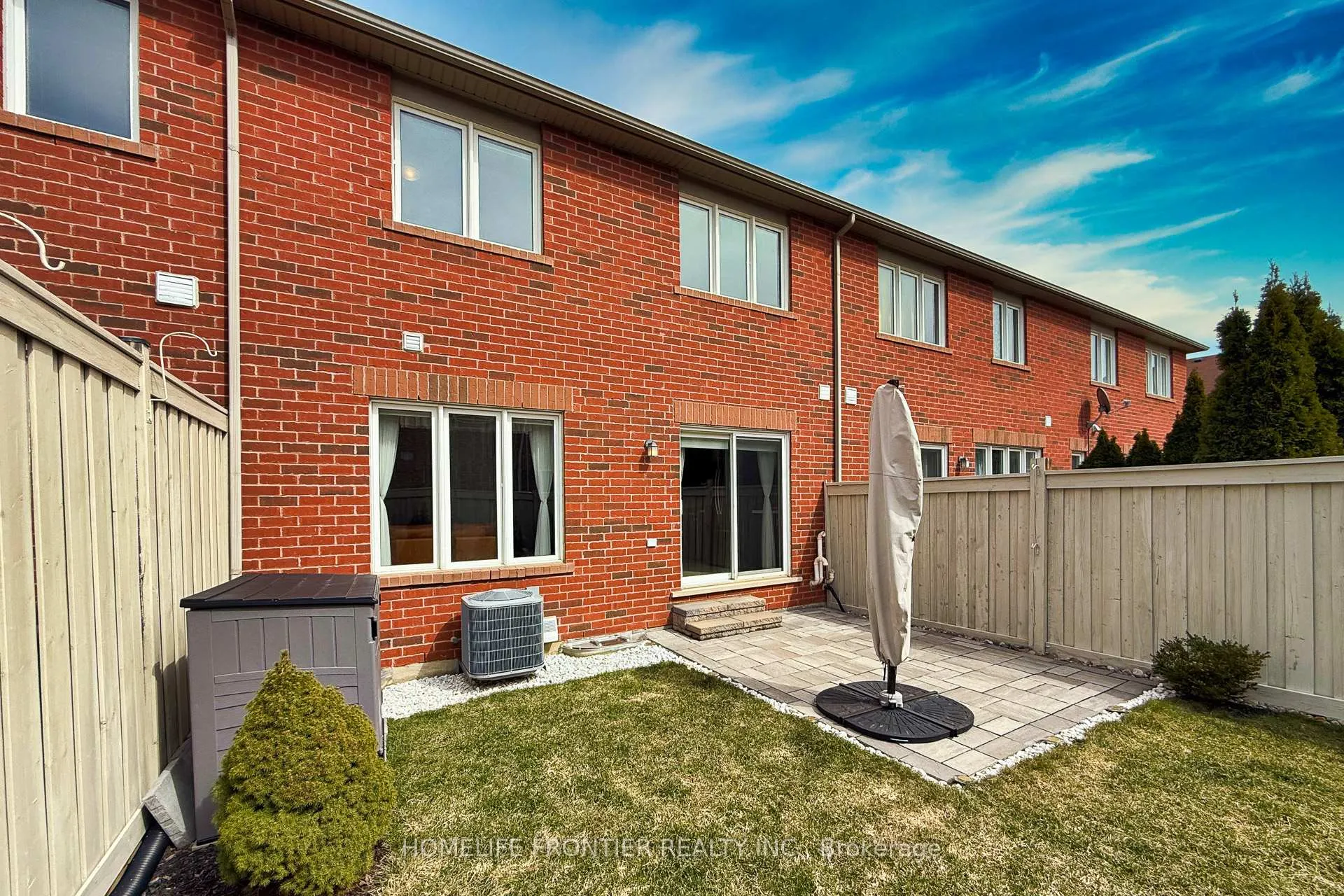 Photo 35 of 1054 Haxton Heights, Milton, Willmott — HOMEH