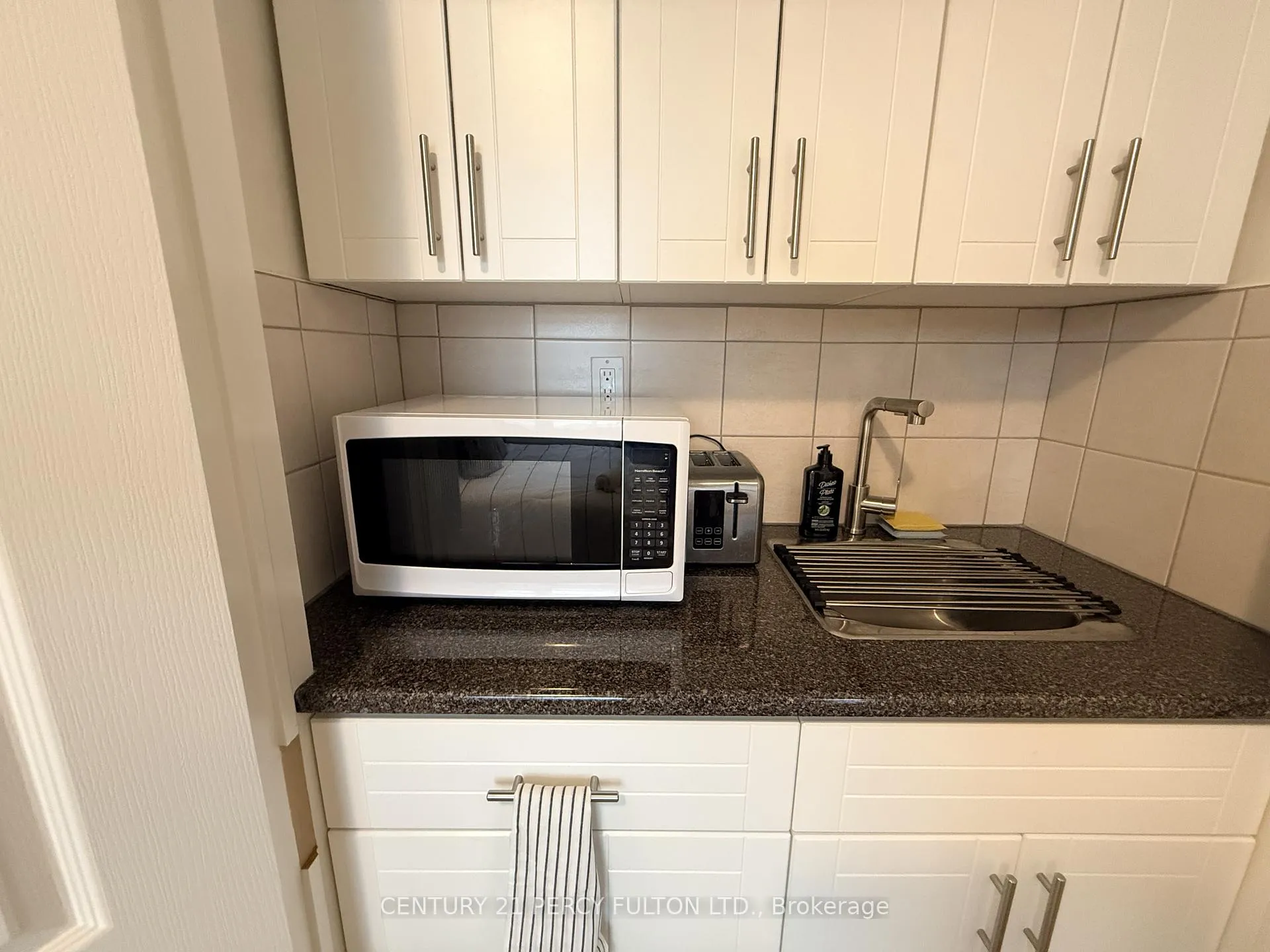 Photo 7 of Unit Main, 1411 Coral Springs Path, Oshawa, Taunton — HOMEH