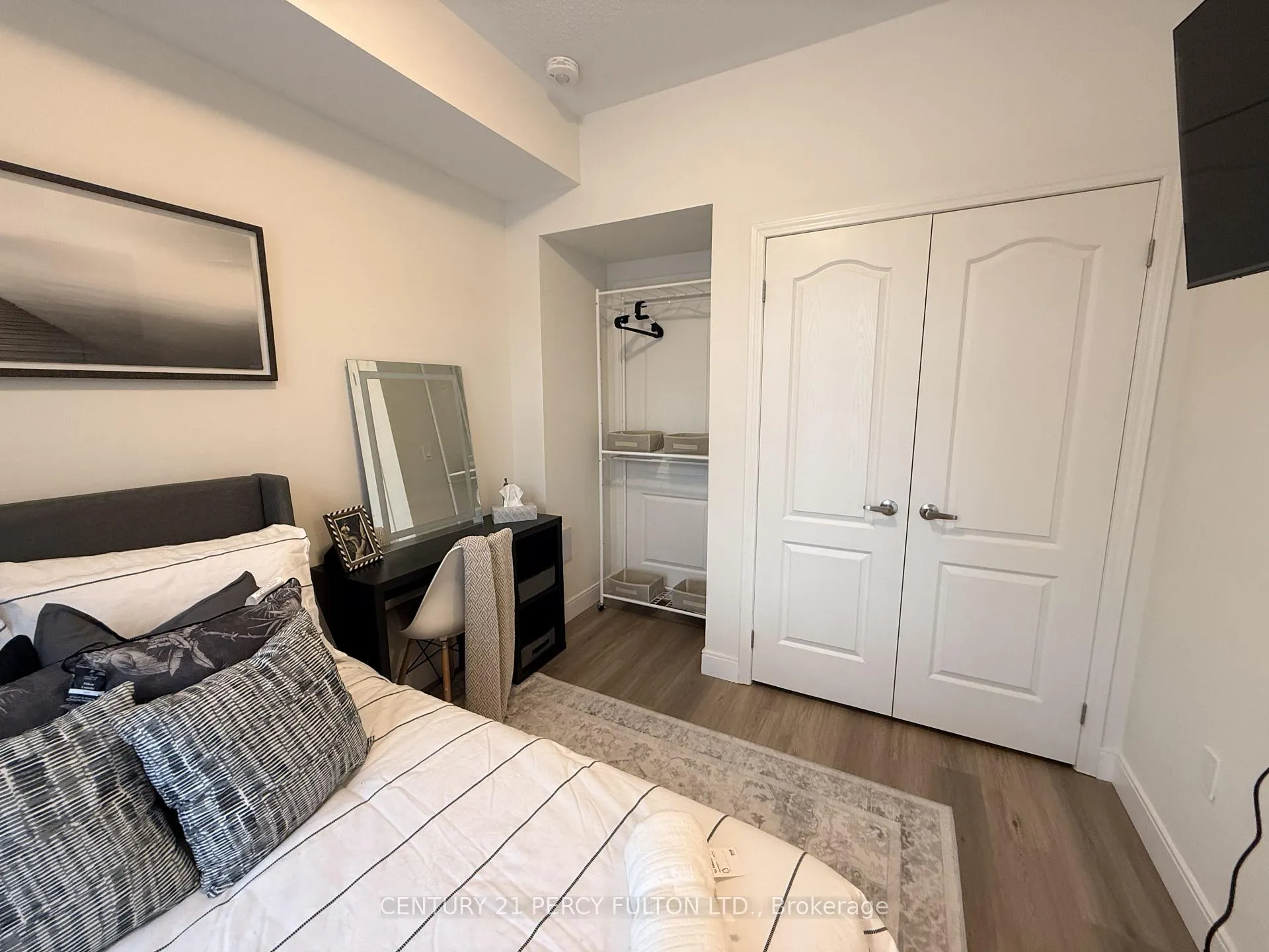 Photo 8 of Unit Main, 1411 Coral Springs Path, Oshawa, Taunton — HOMEH