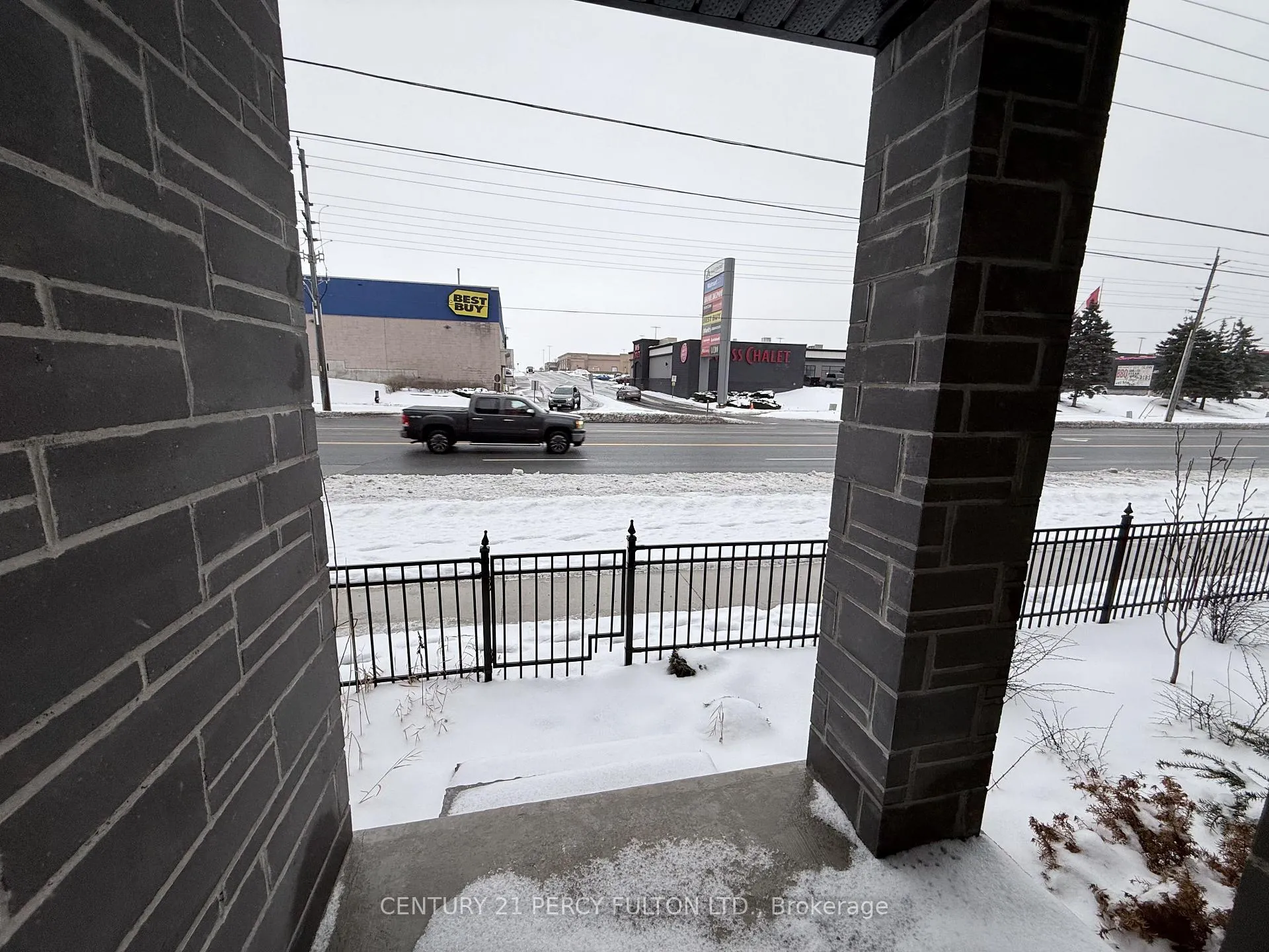 Photo 9 of Unit Main, 1411 Coral Springs Path, Oshawa, Taunton — HOMEH