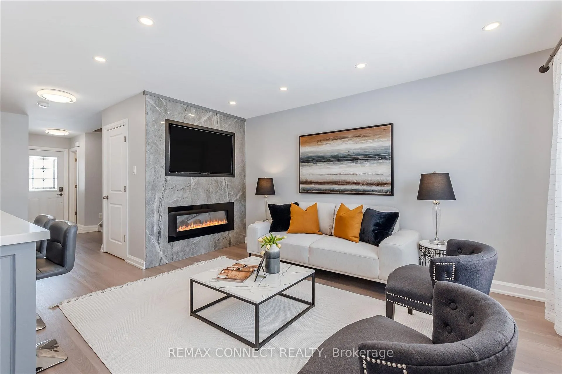 Photo 7 of 13 Murphy Lane, Ajax, Northwest Ajax — HOMEH