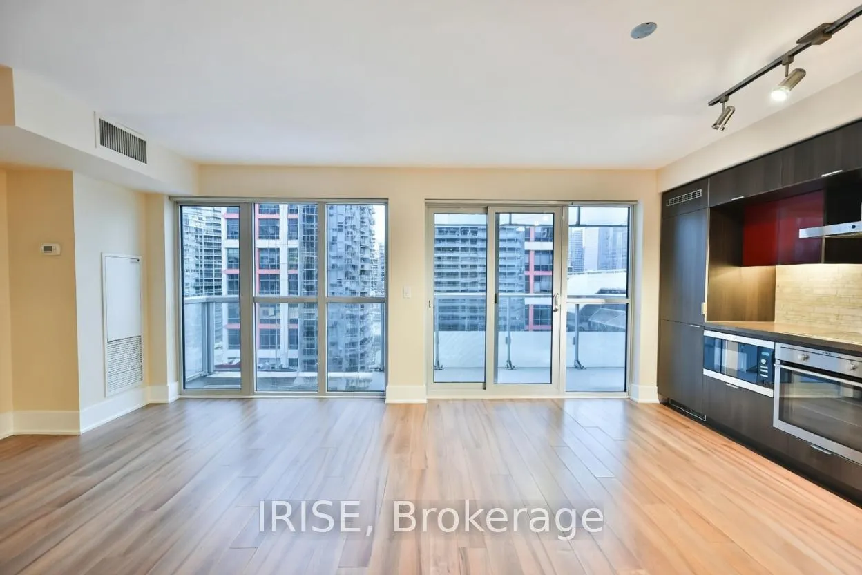 Photo 2 of Unit 408, 300 Front Street W, Toronto, Waterfront Communities — HOMEH