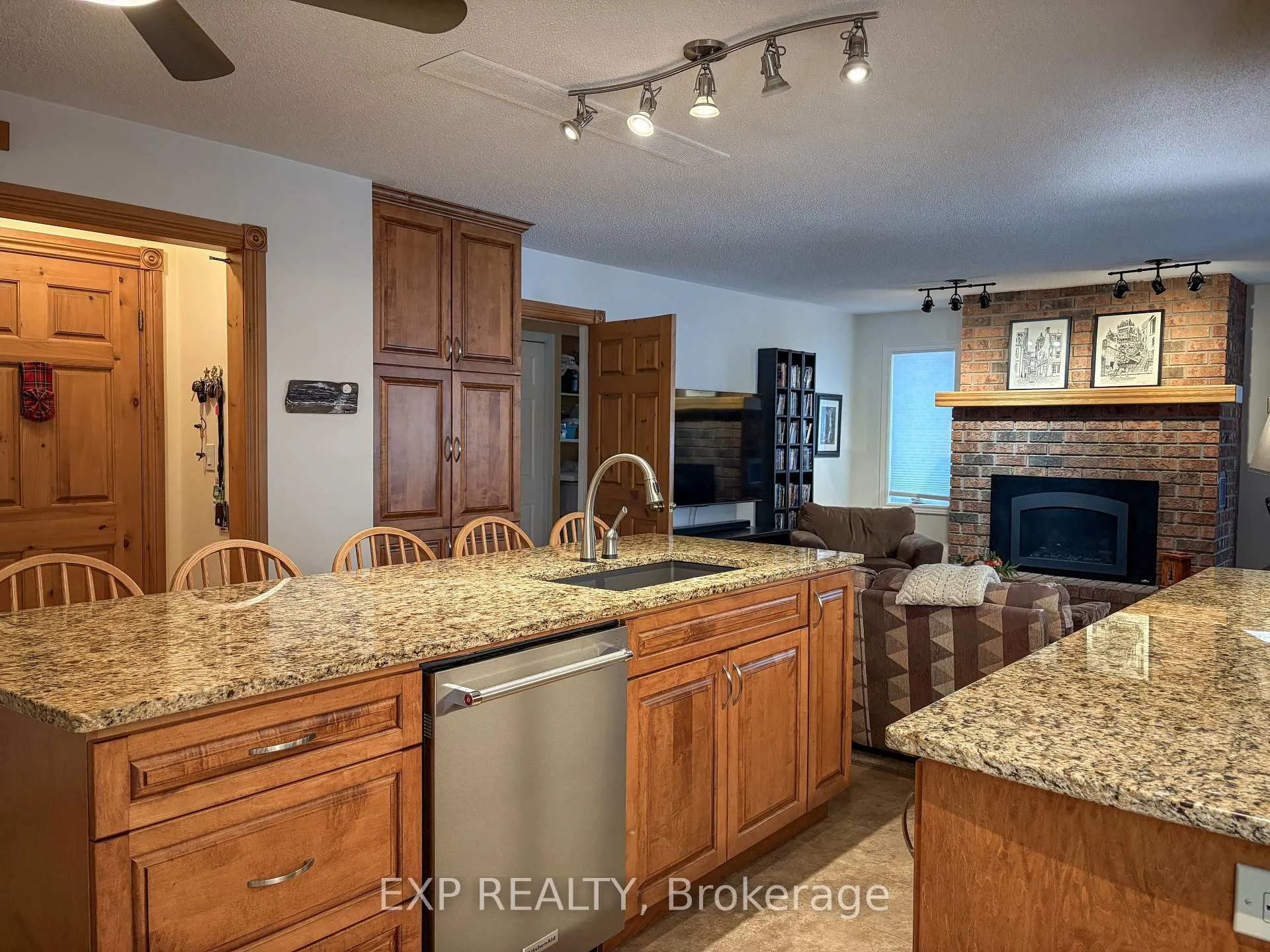 Photo 7 of 368 McAndrew Avenue, Renfrew — HOMEH