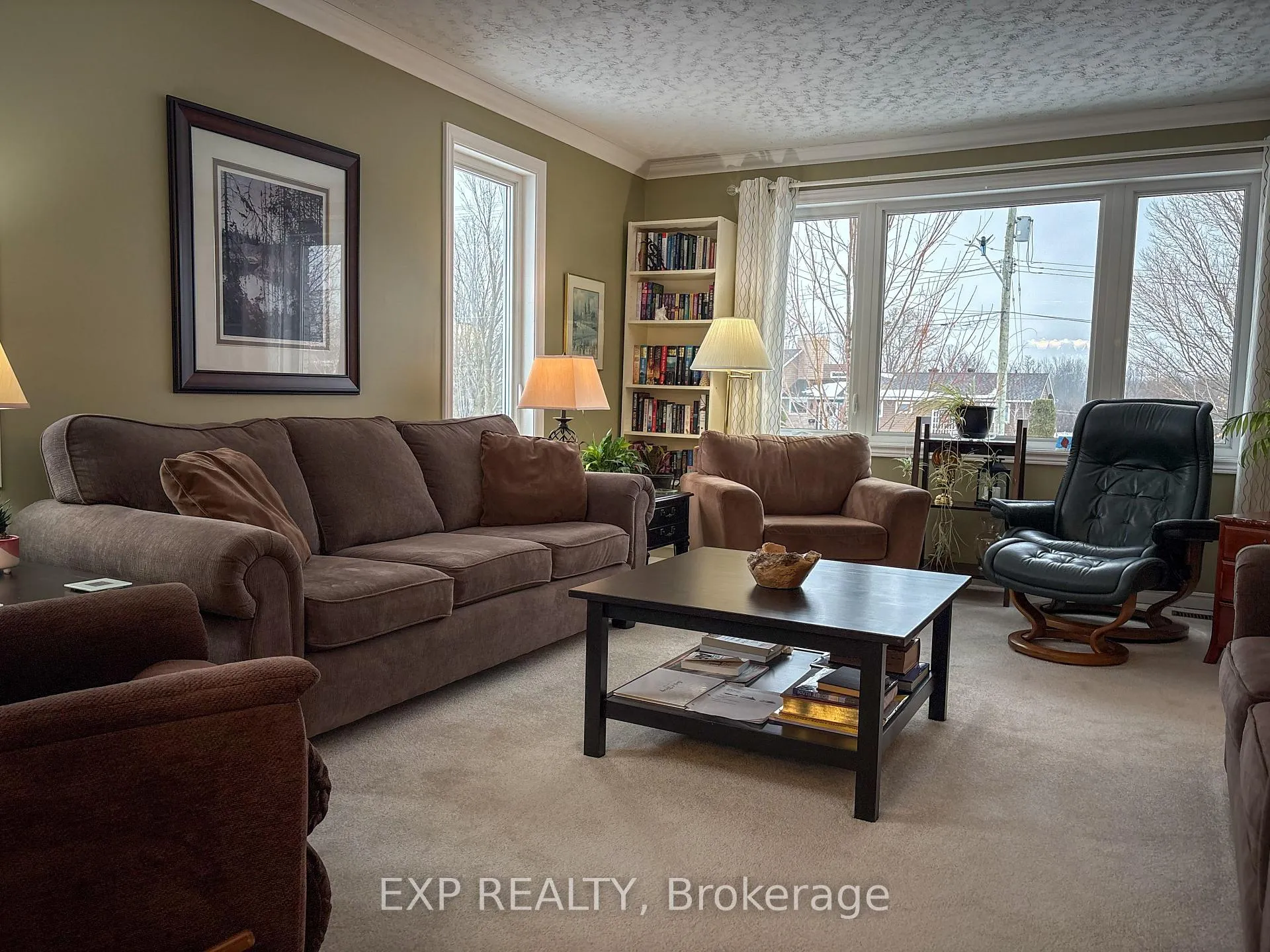 Photo 15 of 368 McAndrew Avenue, Renfrew — HOMEH