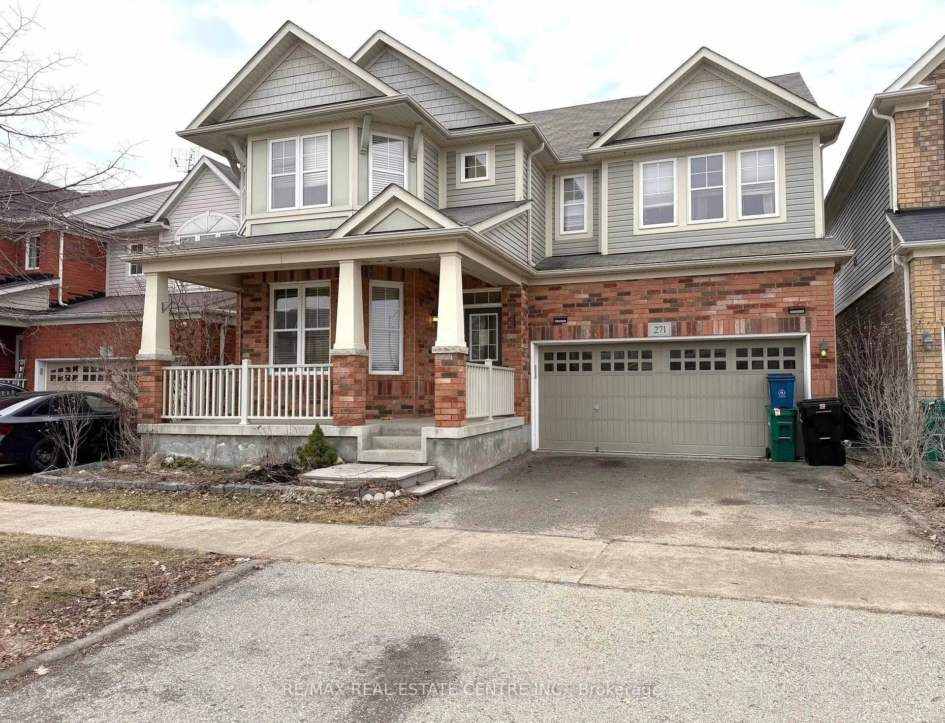 Photo 3 of 271 Baldwin Drive, Cambridge, Silver Heights — HOMEH