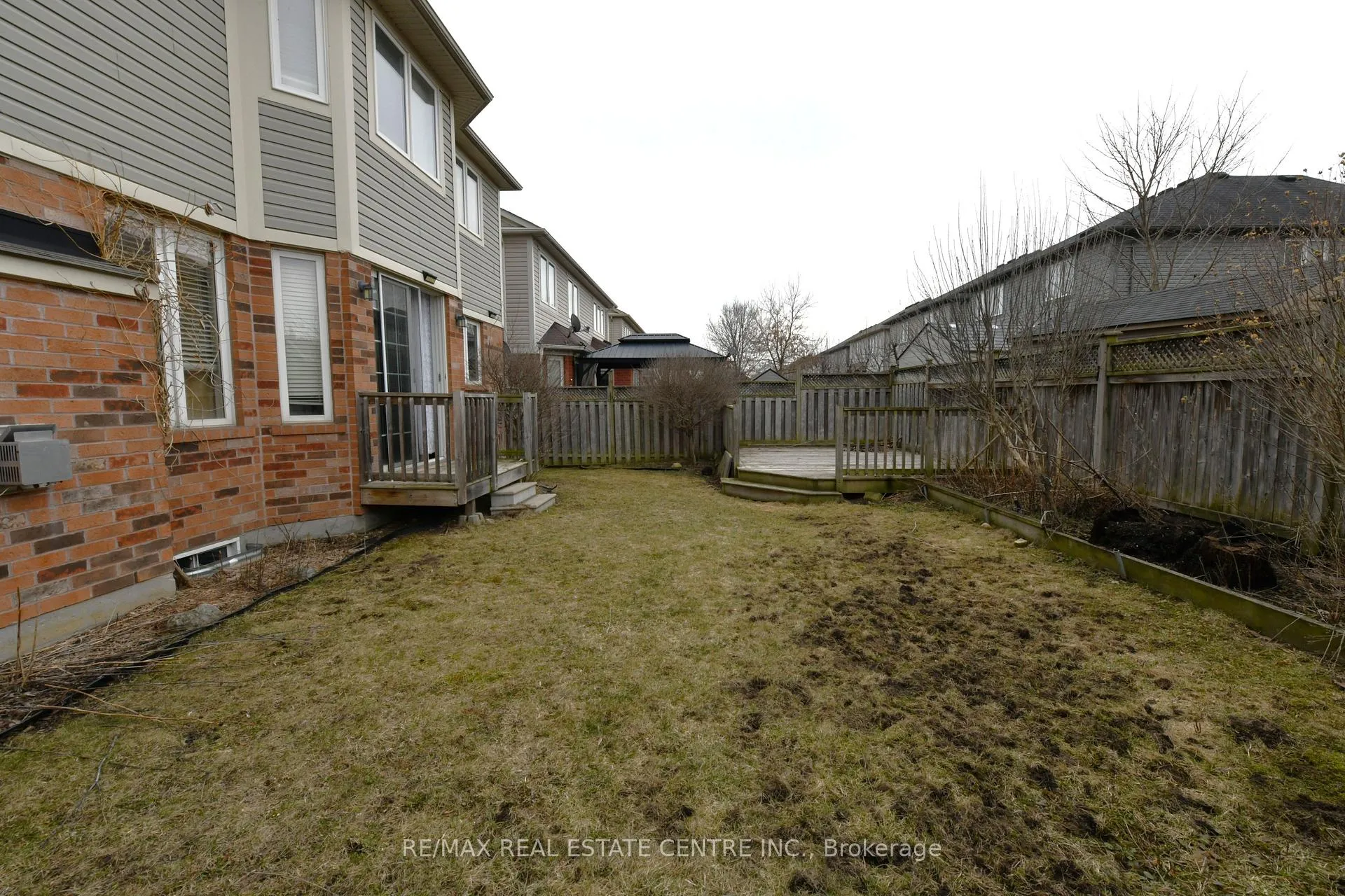 Photo 27 of 271 Baldwin Drive, Cambridge, Silver Heights — HOMEH