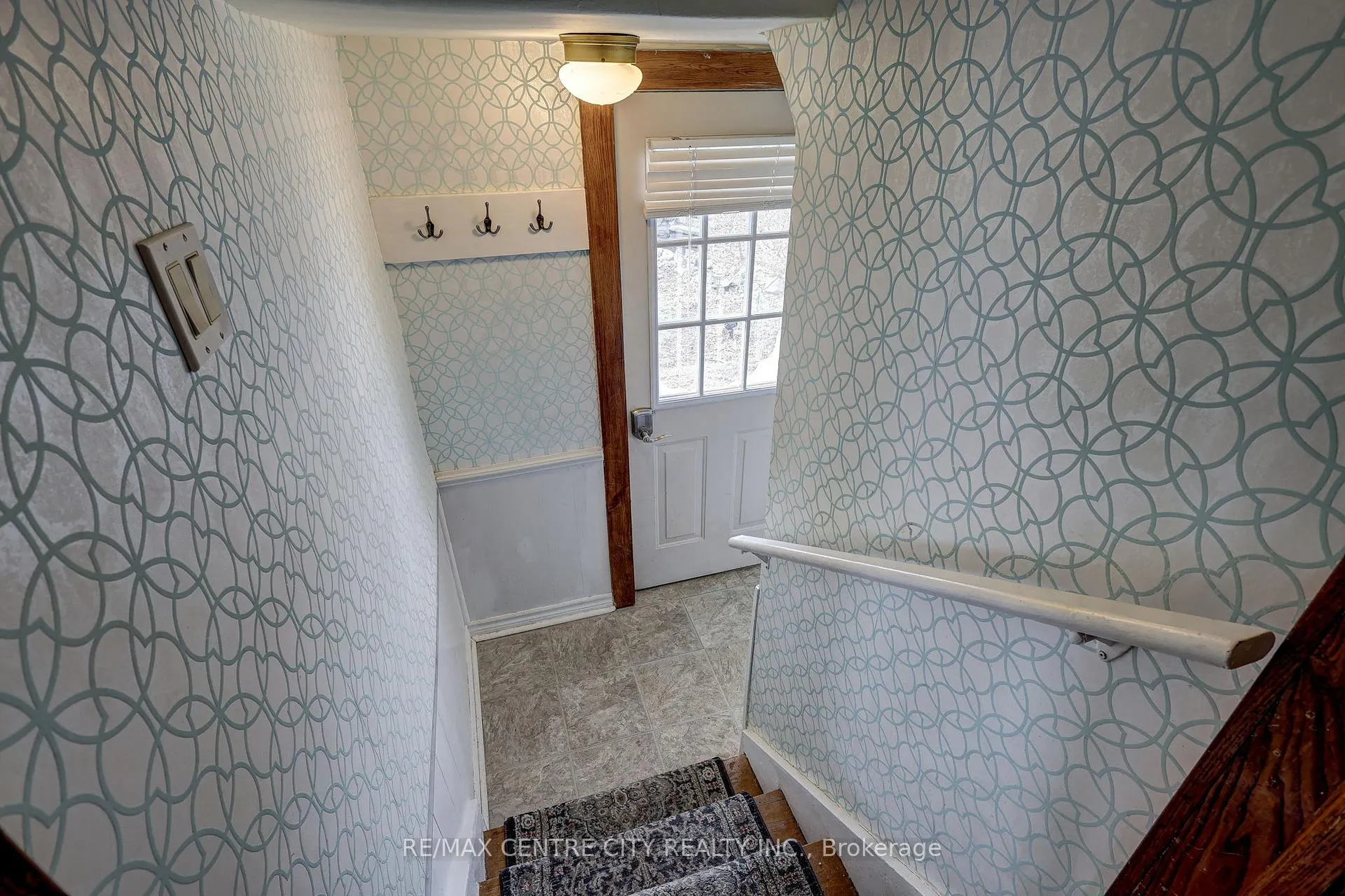 Photo 36 of 36 Wilson Avenue, St. Thomas — HOMEH
