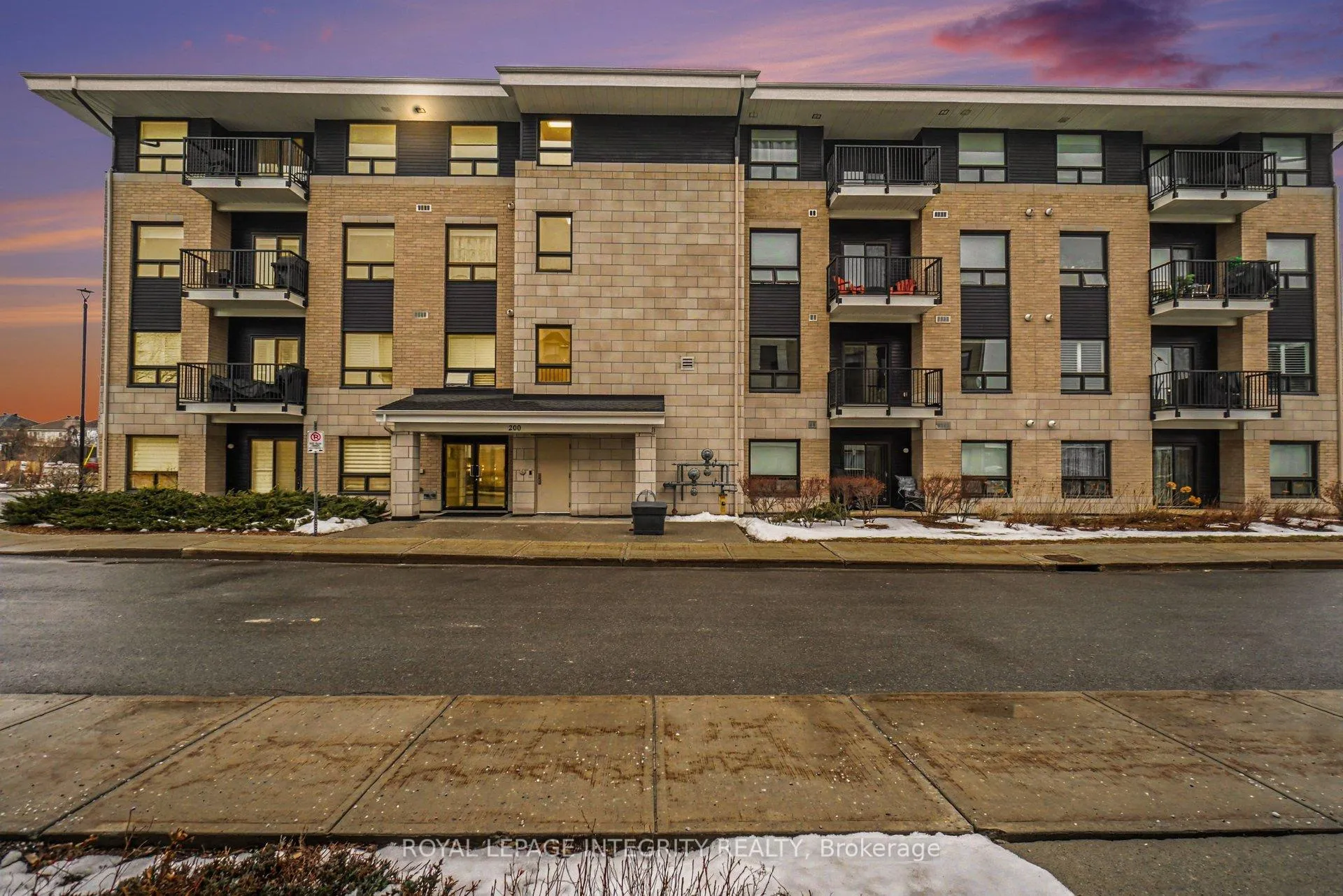 Photo 1 of Unit 201, 200 Winterfell Private, Ottawa, Hunt Club Park — HOMEH