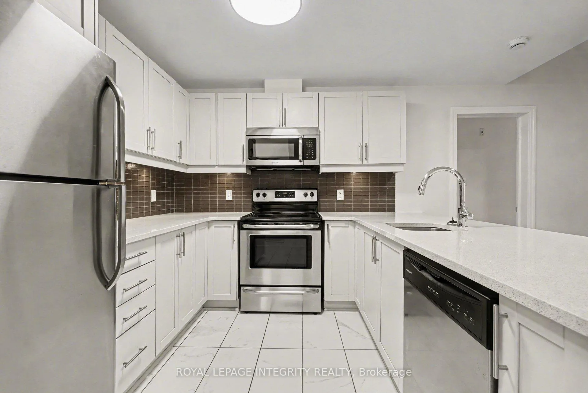 Photo 7 of Unit 201, 200 Winterfell Private, Ottawa, Hunt Club Park — HOMEH