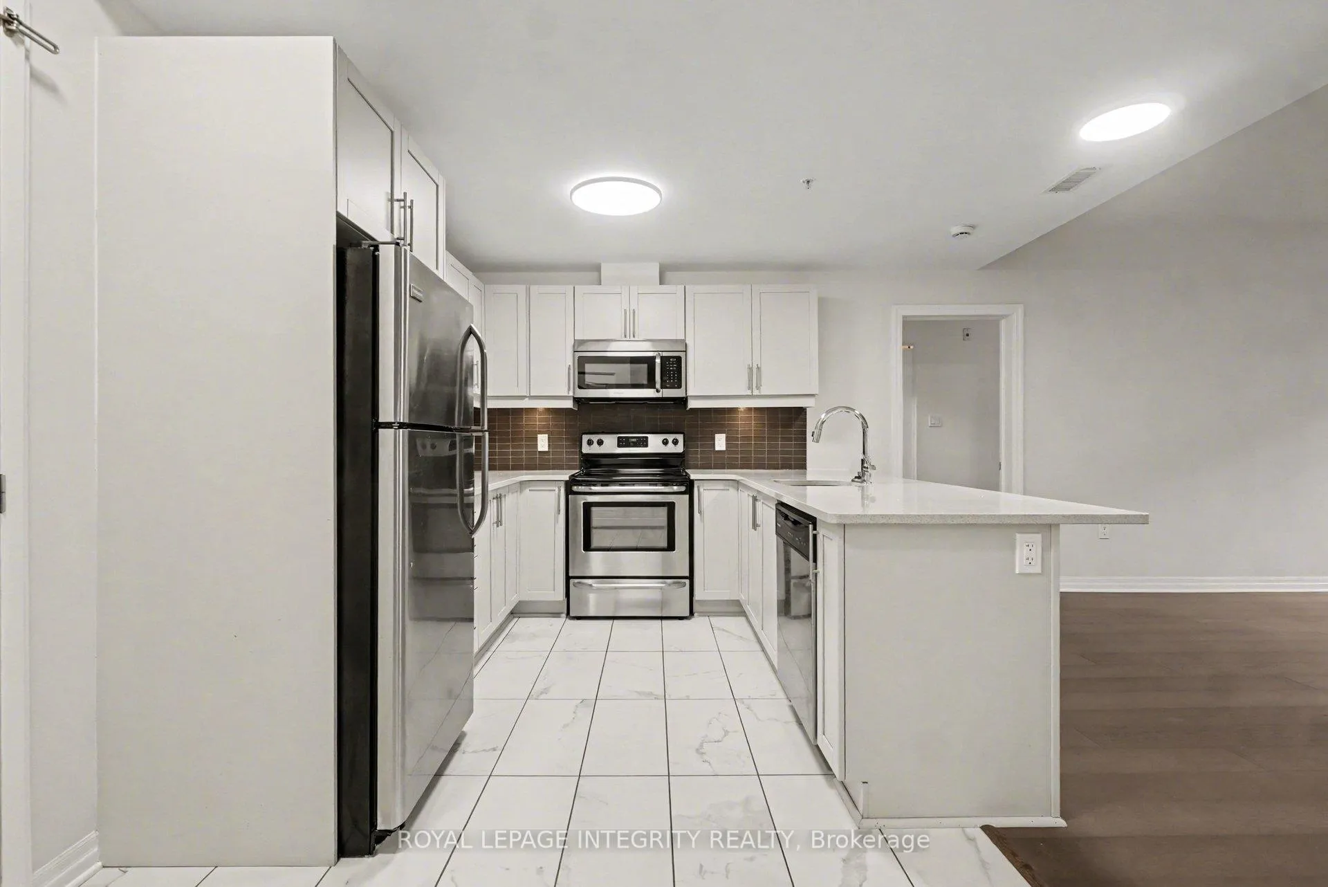 Photo 8 of Unit 201, 200 Winterfell Private, Ottawa, Hunt Club Park — HOMEH