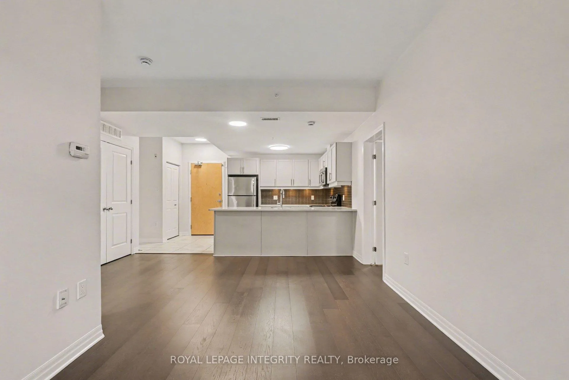 Photo 13 of Unit 201, 200 Winterfell Private, Ottawa, Hunt Club Park — HOMEH