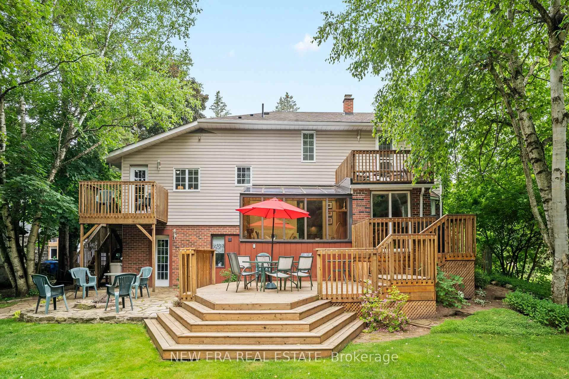 Photo 2 of 49 Credit Road, Caledon, Cheltenham — HOMEH