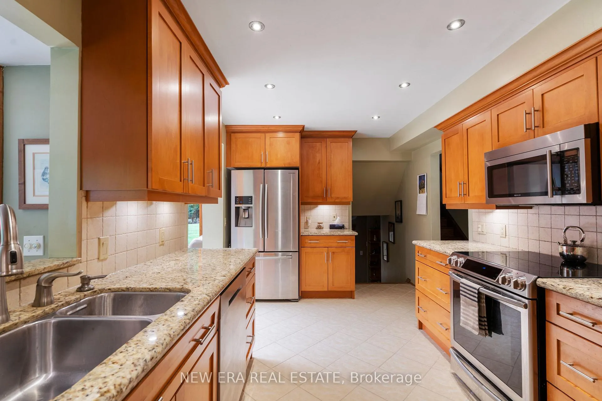 Photo 10 of 49 Credit Road, Caledon, Cheltenham — HOMEH